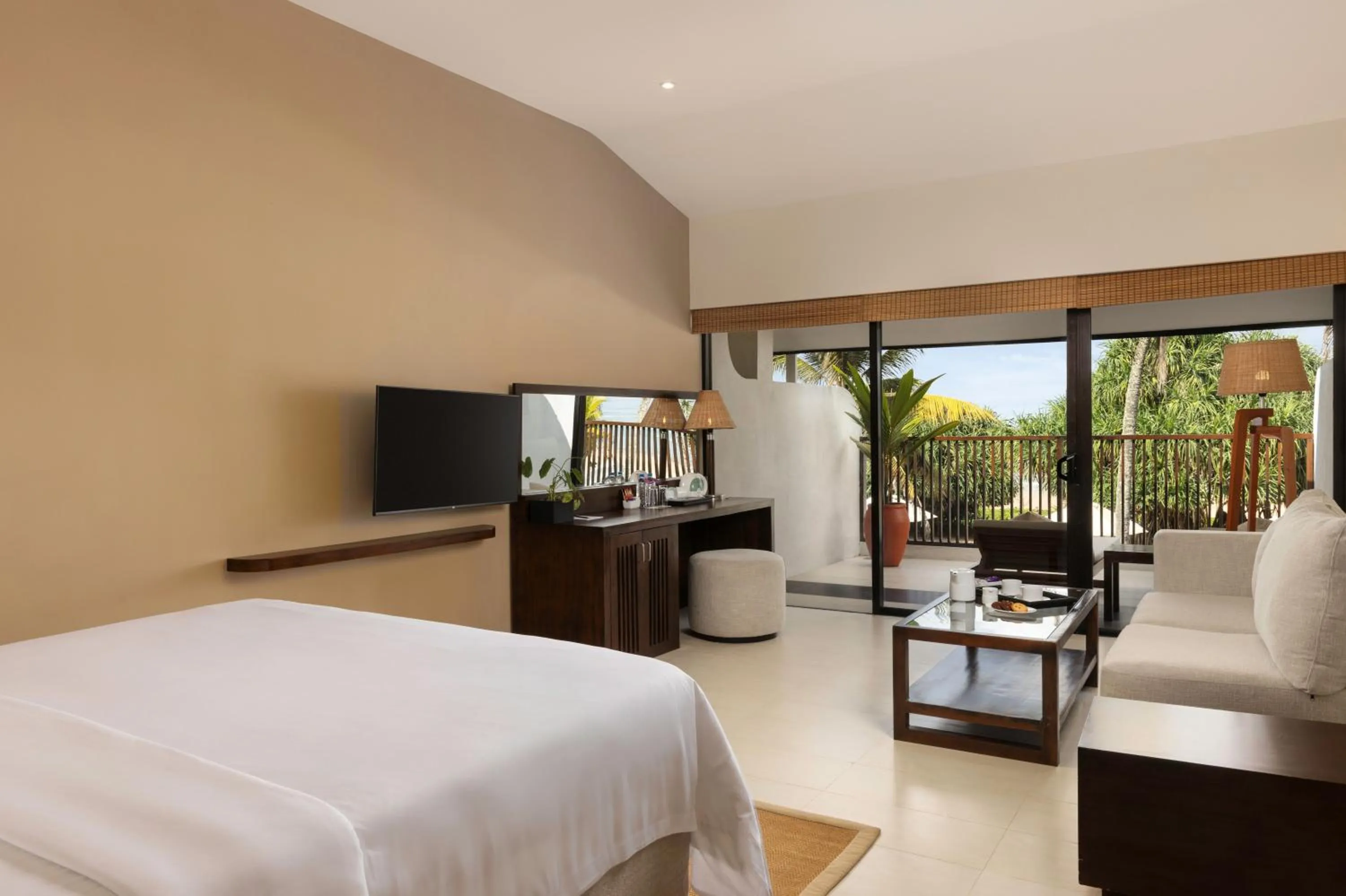 Photo of the whole room, Bed in EKHO Surf Bentota