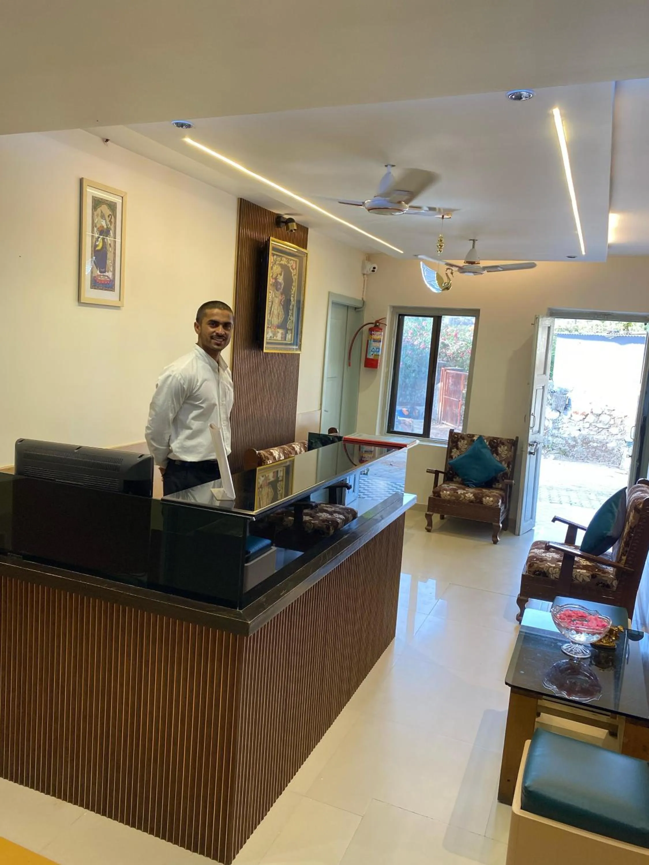 Hotel Crystal inn Nakki Lake 25 Meter