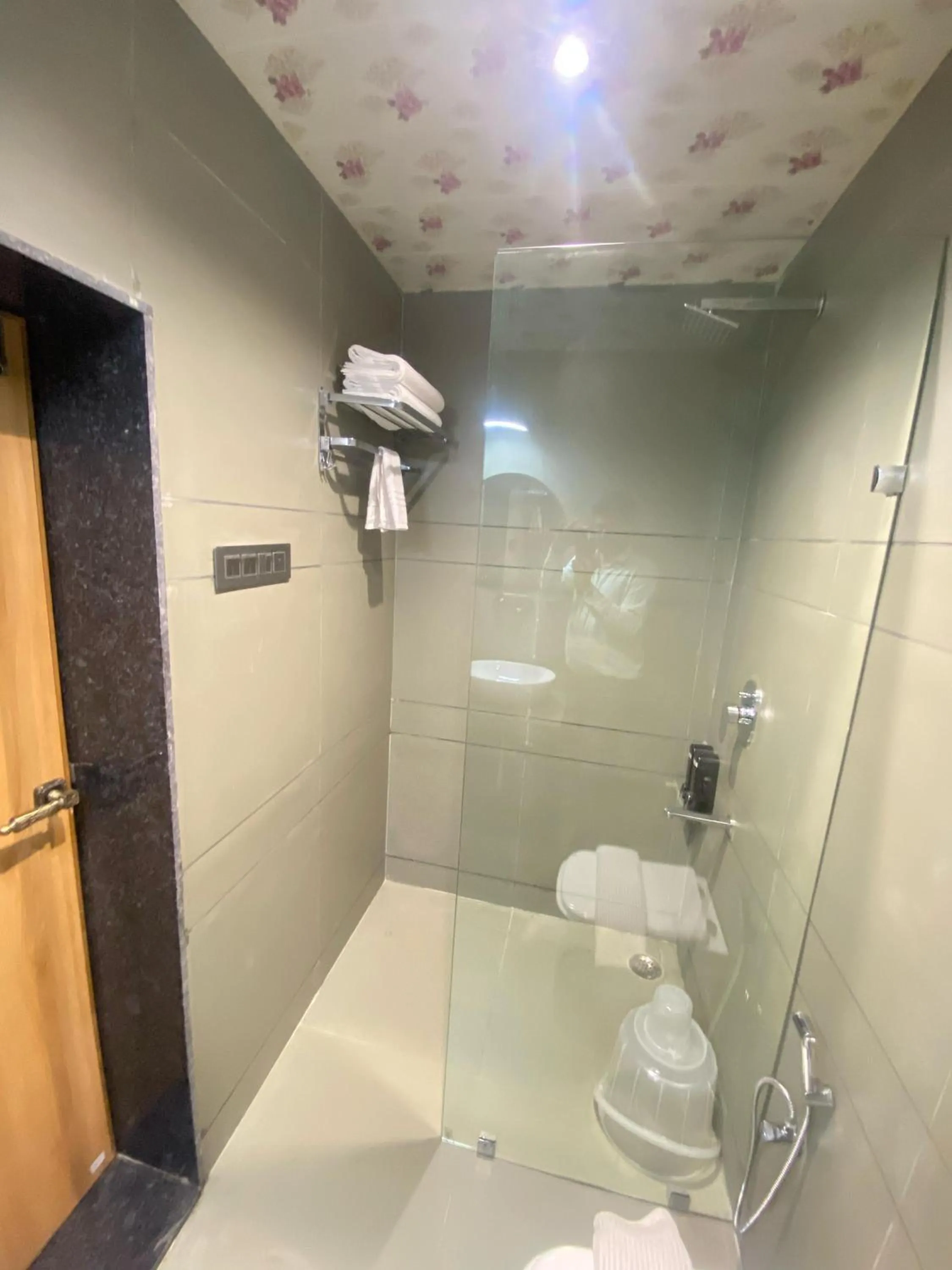 Hotel Crystal inn Nakki Lake 25 Meter