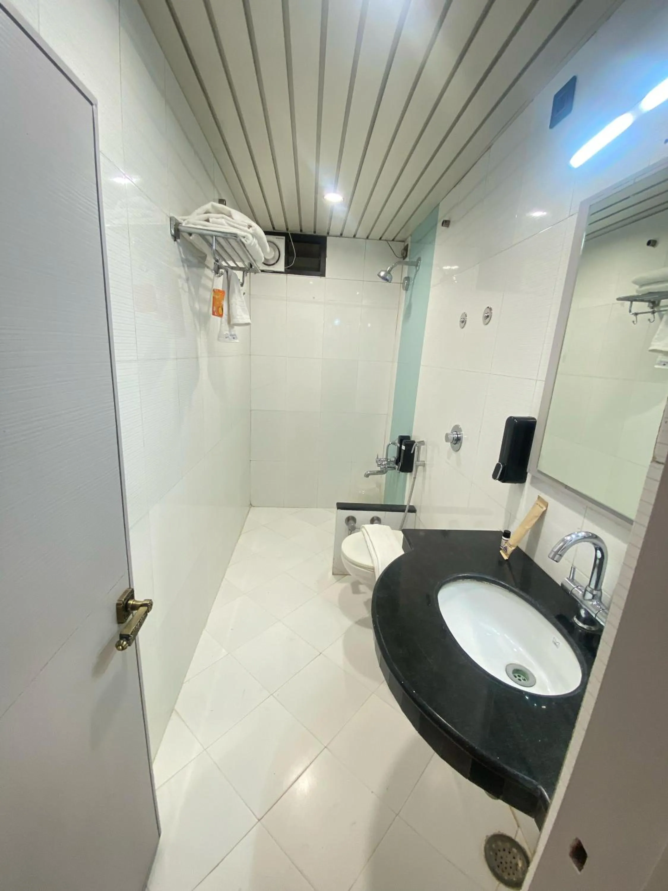 Hotel Crystal inn Nakki Lake 25 Meter