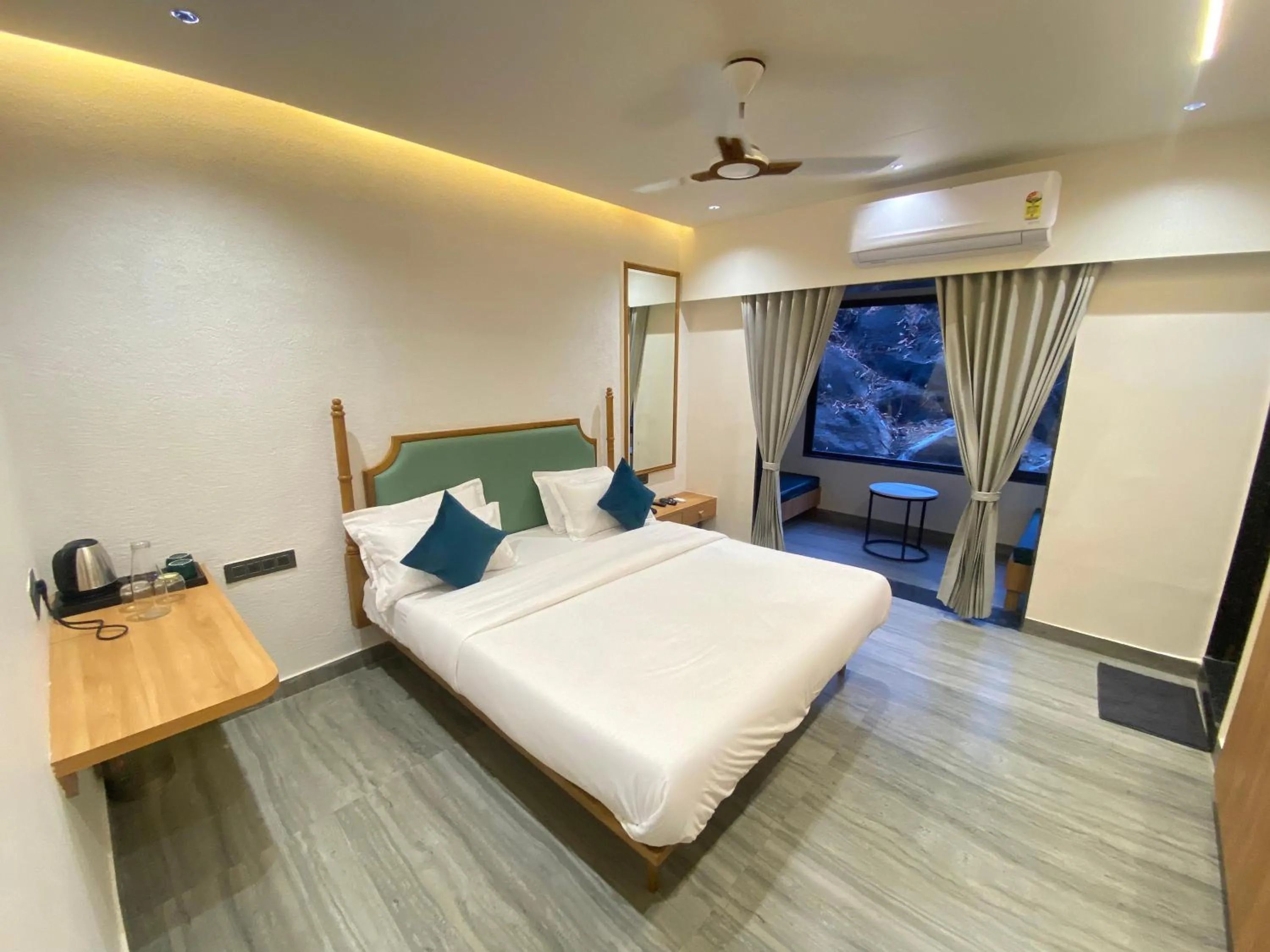 Hotel Crystal inn Nakki Lake 25 Meter