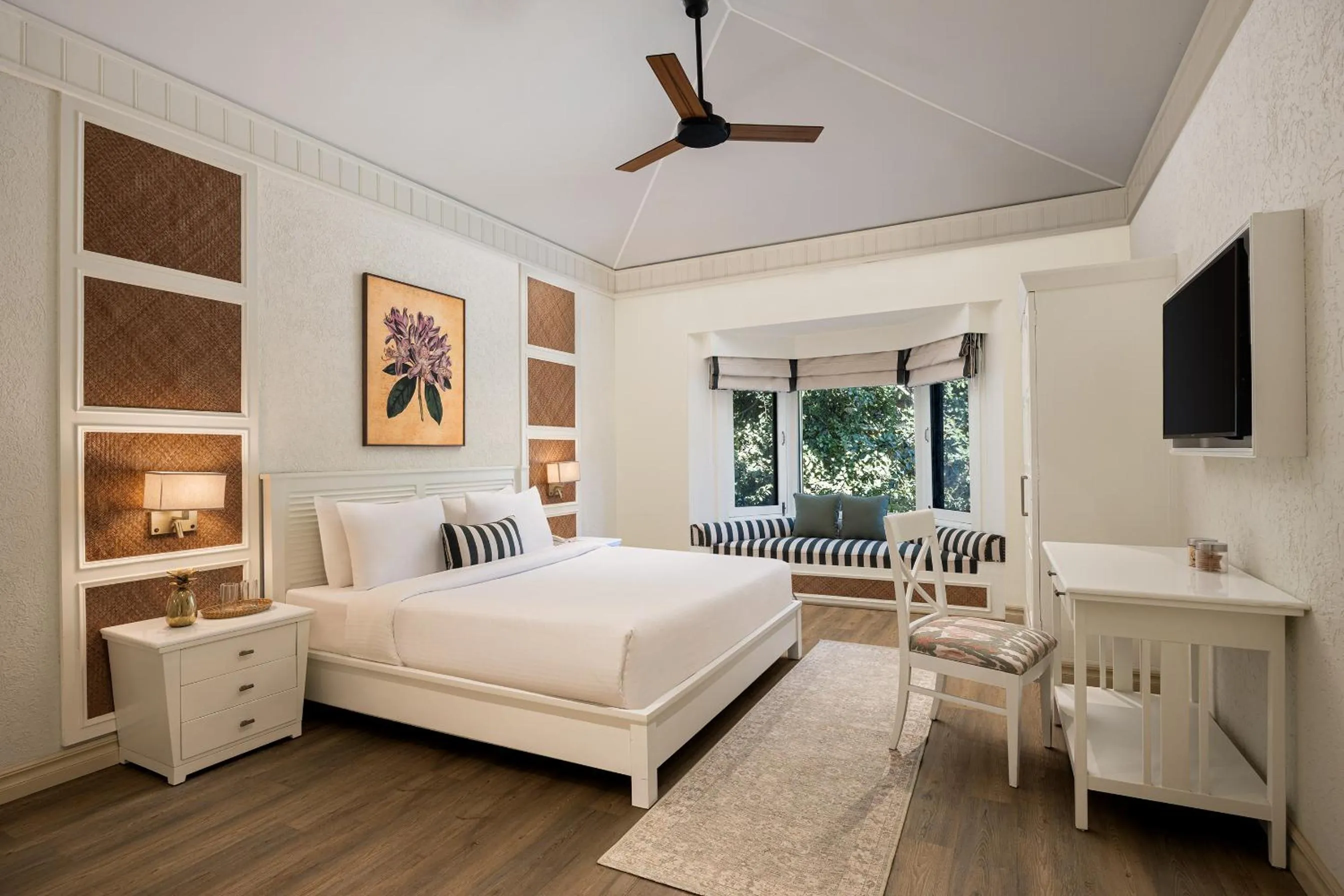 Bed in The Riverview Retreat Corbett by Leisure Hotels
