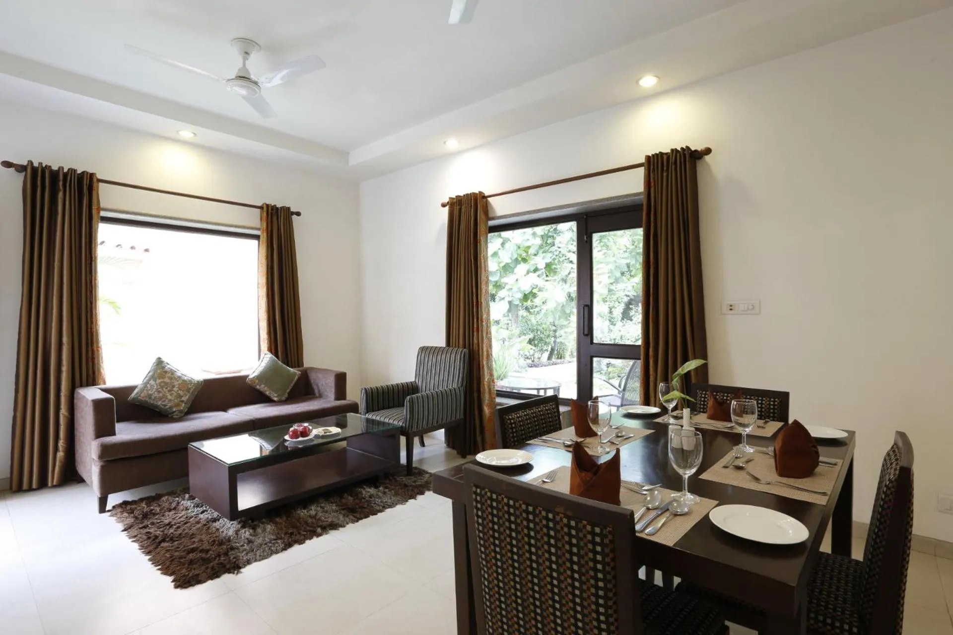 Living room in The Riverview Retreat Corbett by Leisure Hotels