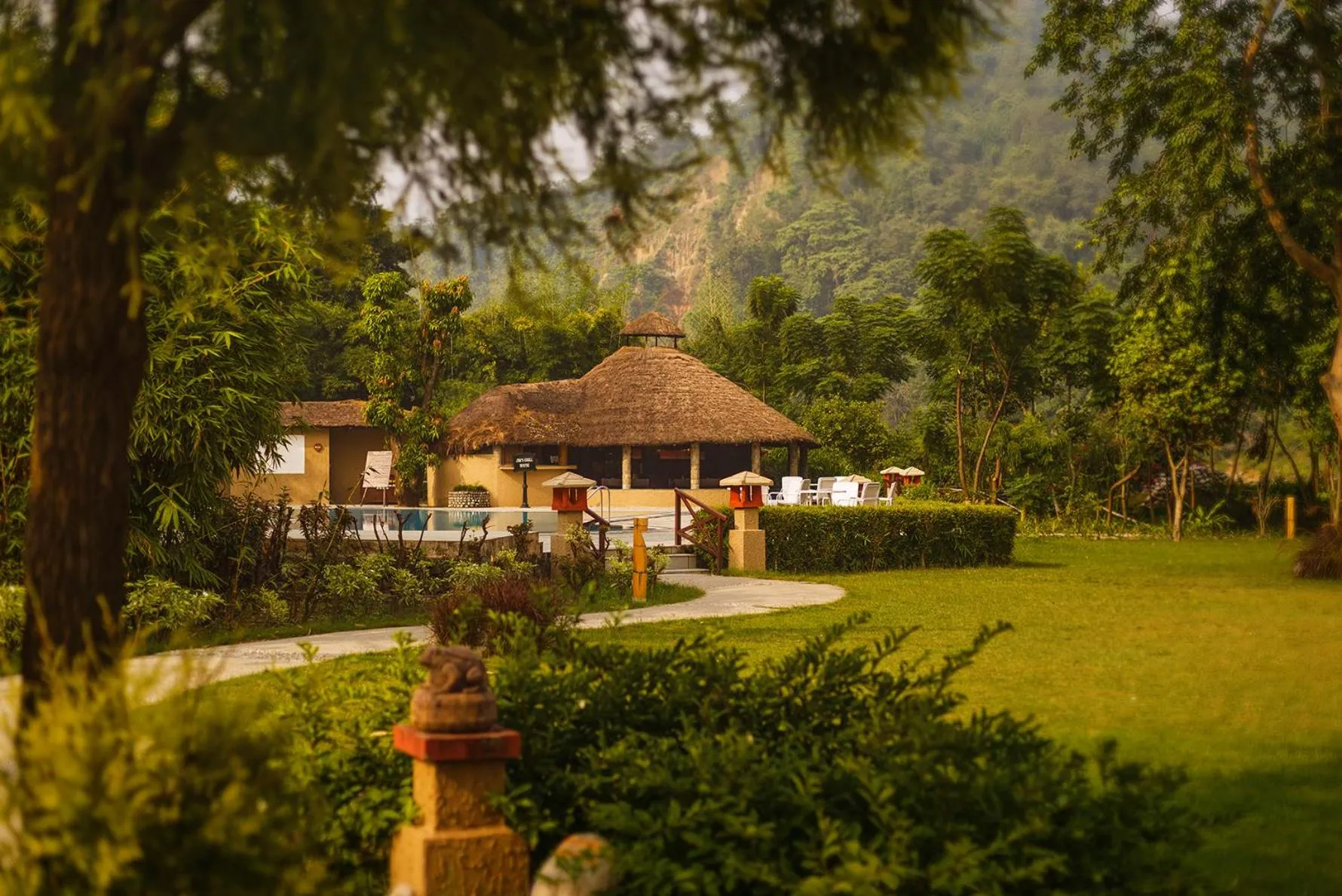 Restaurant/places to eat in The Riverview Retreat Corbett by Leisure Hotels