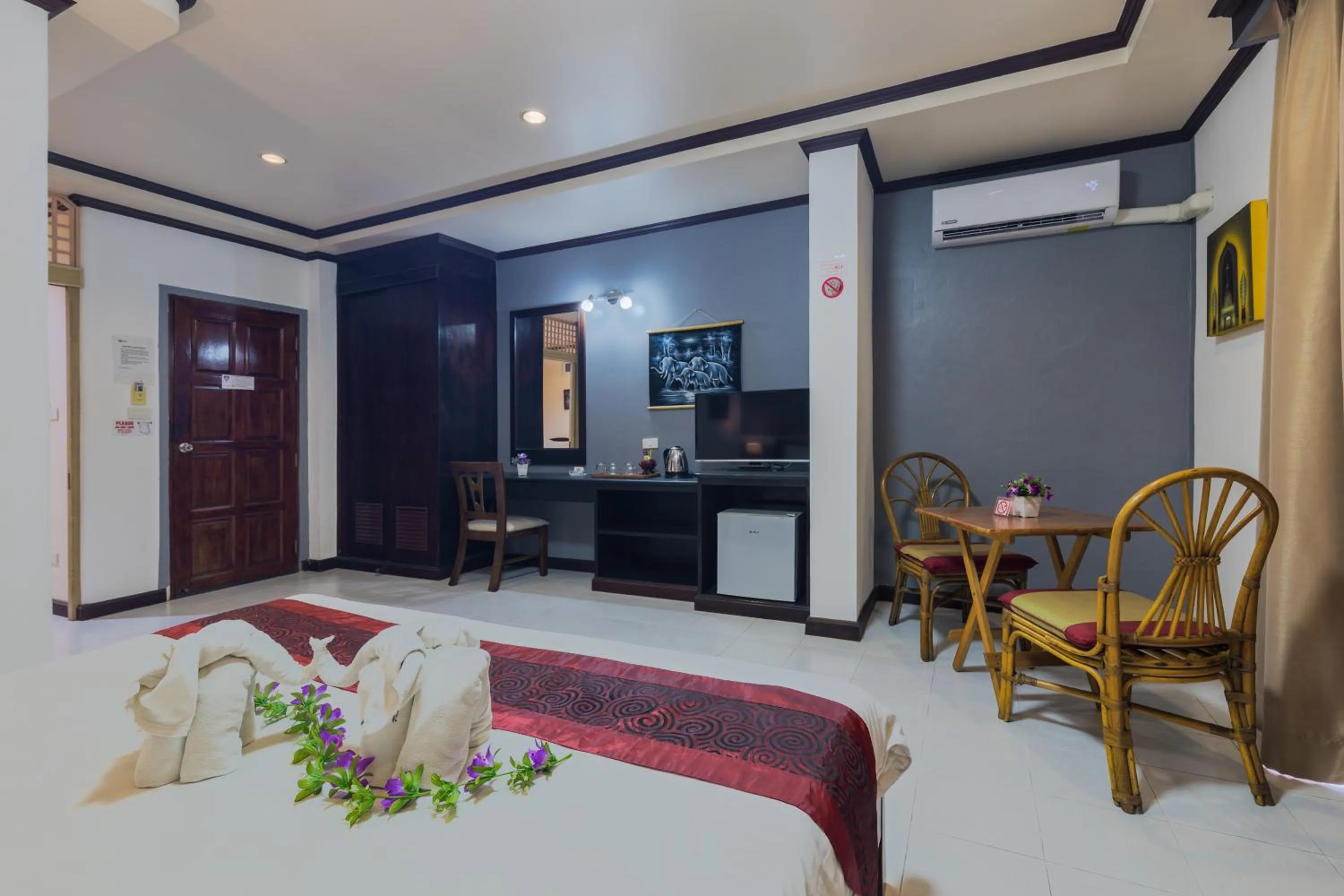 Other, Bed in Grand Orchid Inn Patong beach