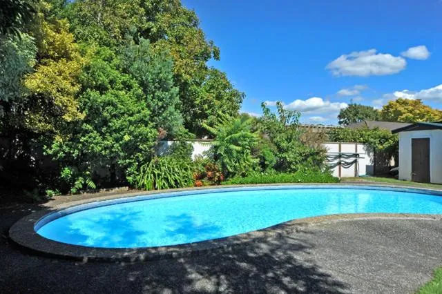 Day in A'La Vista Motel