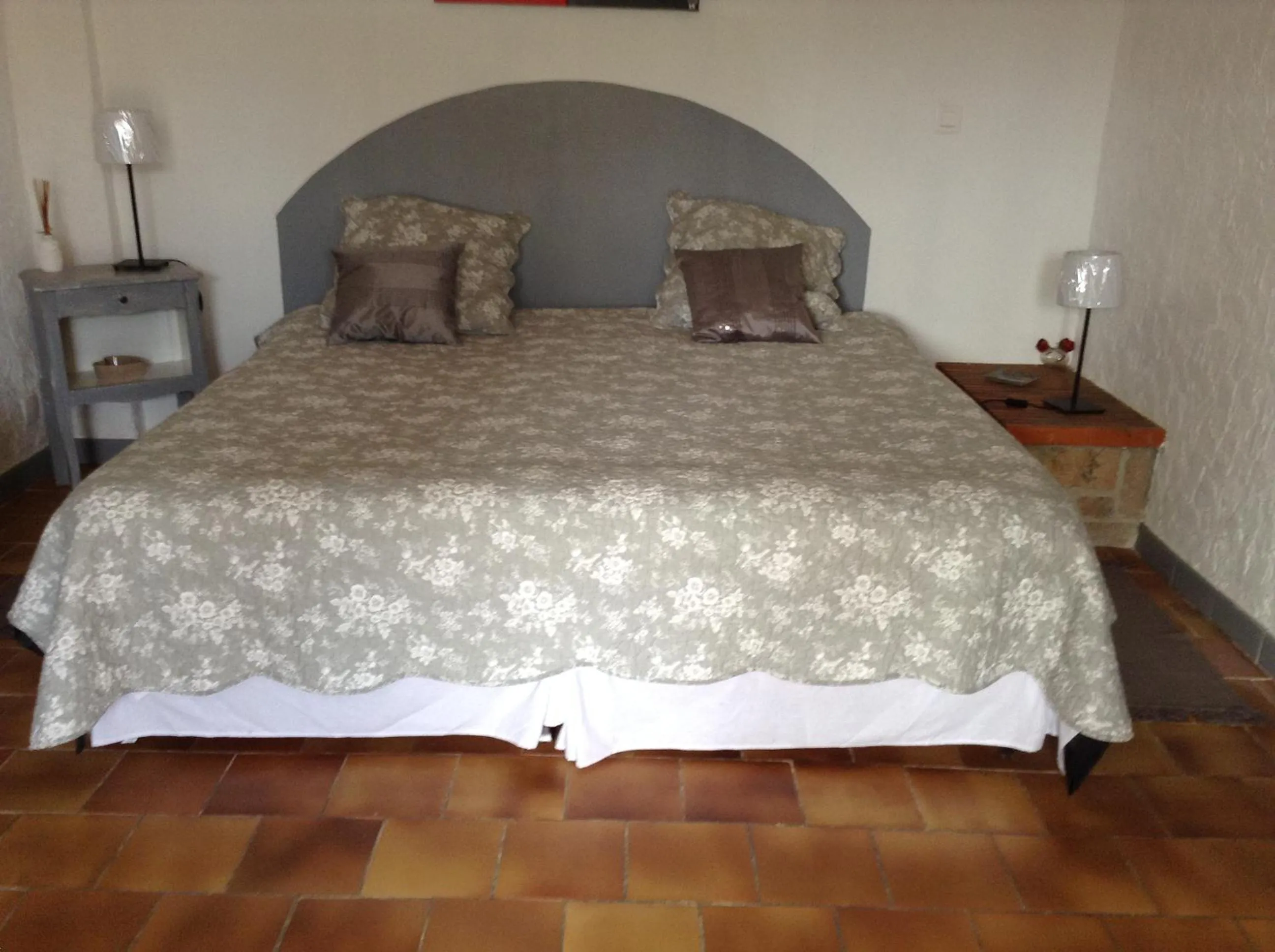 Bed in Chambre d'hôtes Le Cèdre