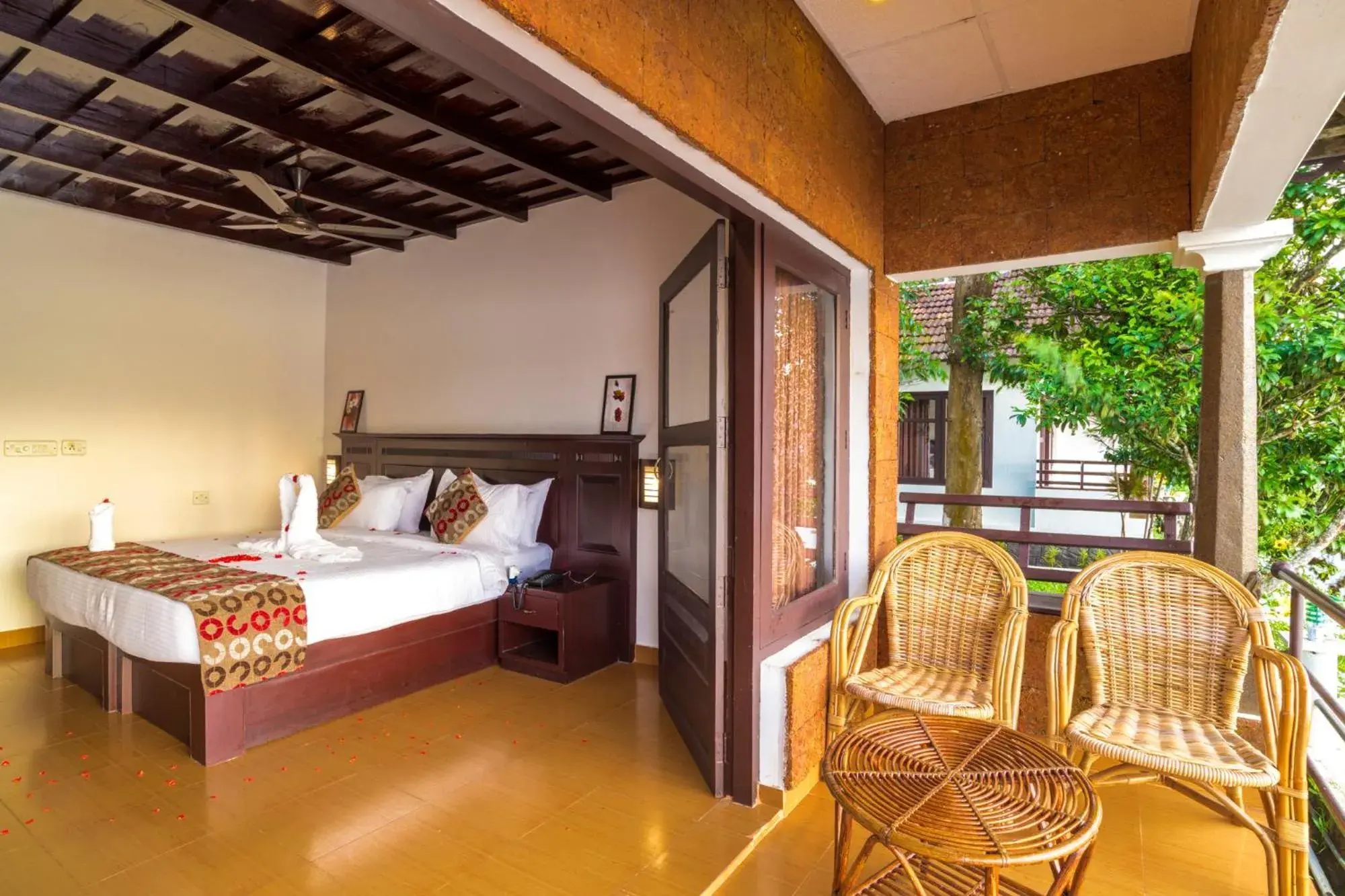 Bedroom, Bed in Warmth Lake Haven Bedroom, Bed in Warmth Lake Haven