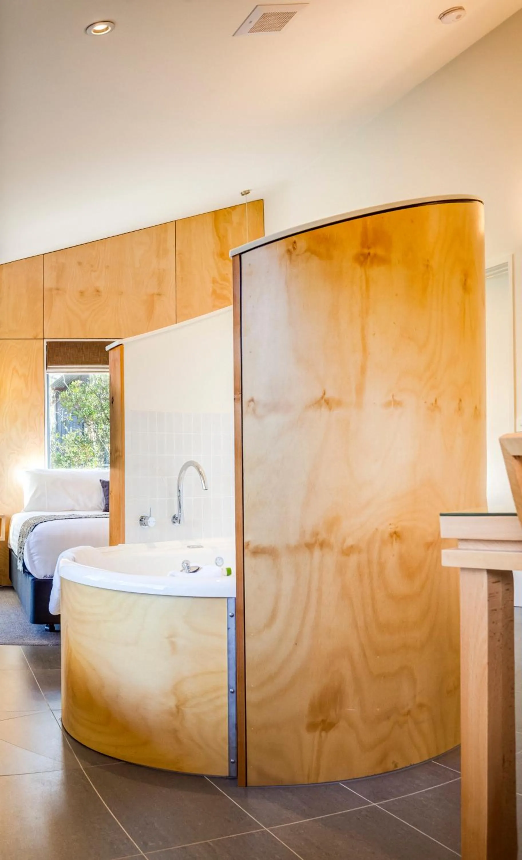 Spa and wellness centre/facilities, Bed in Cradle Mountain Wilderness Village