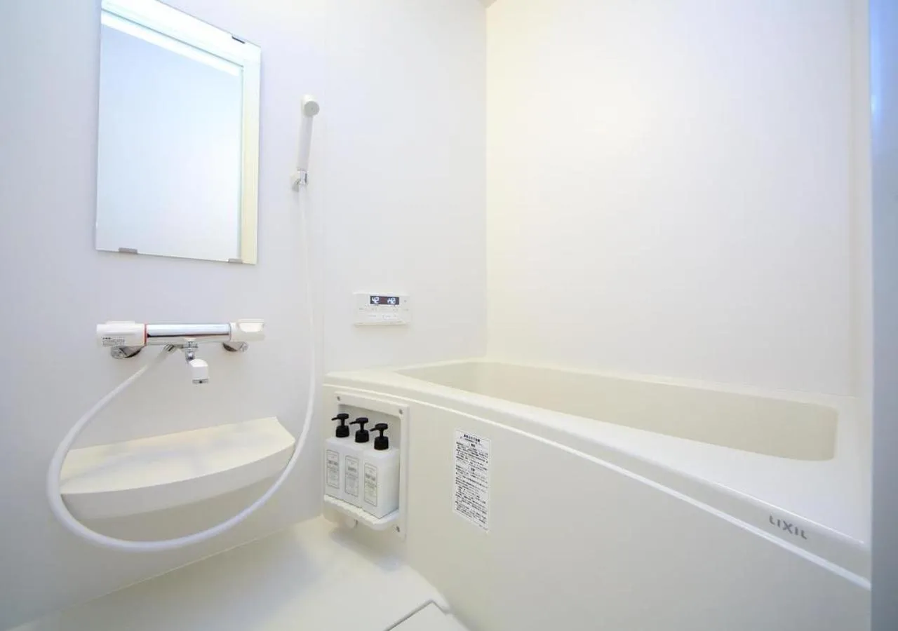 Bathroom in Kamon Inn Toji Higashi