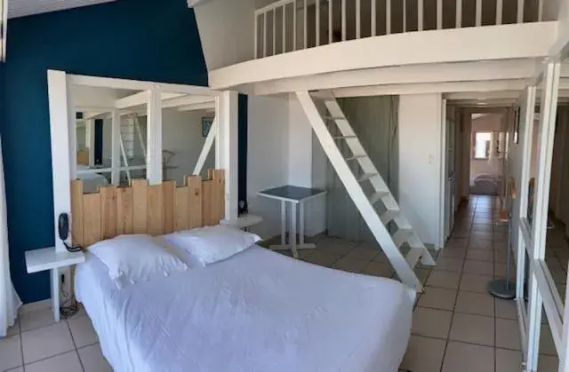 Family Room with Sea View - single occupancy in Hotel Bord A Bord Family Room with Sea View - single occupancy in Hotel Bord A Bord