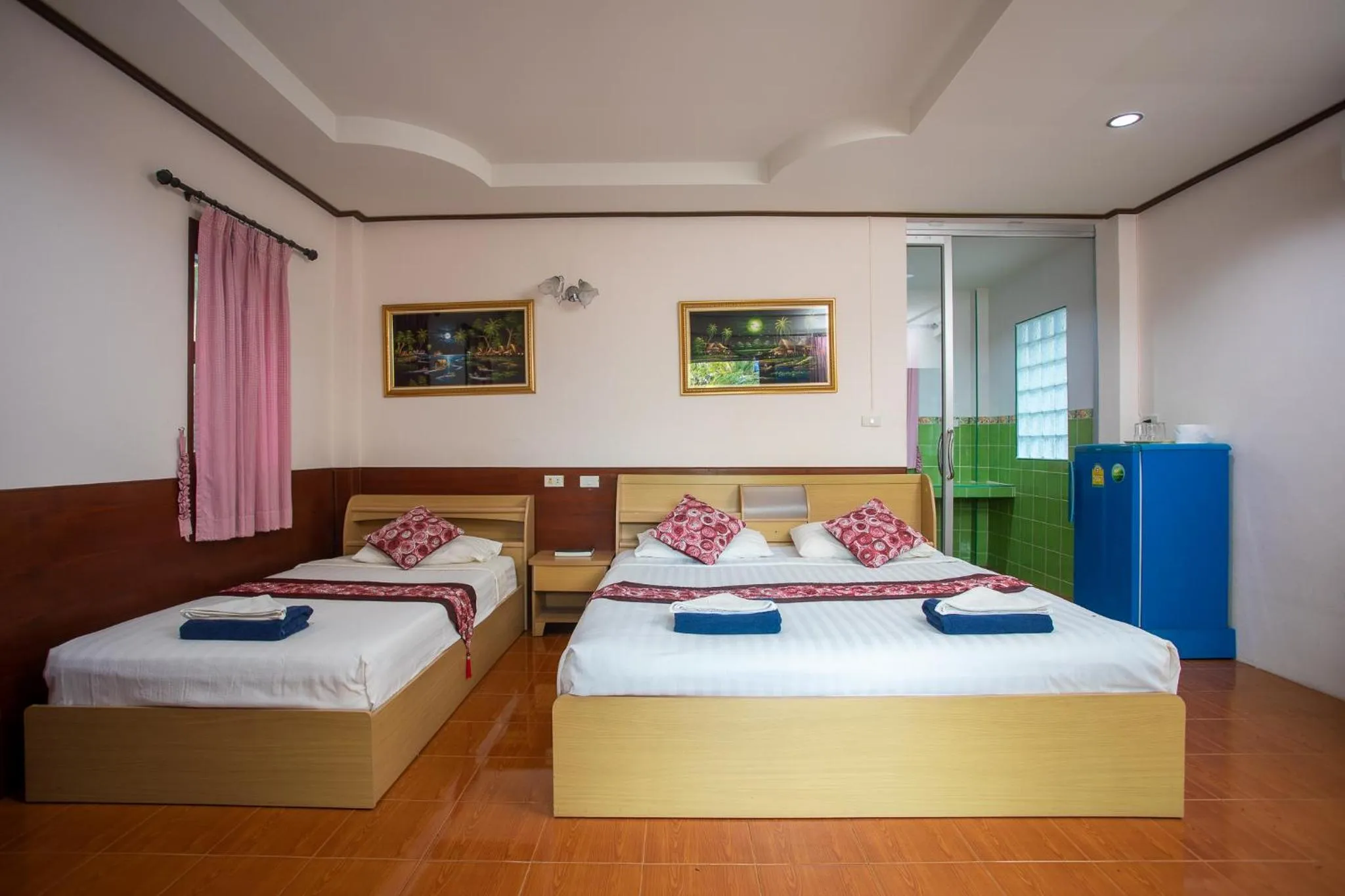 Bed in Rung Arun Resort