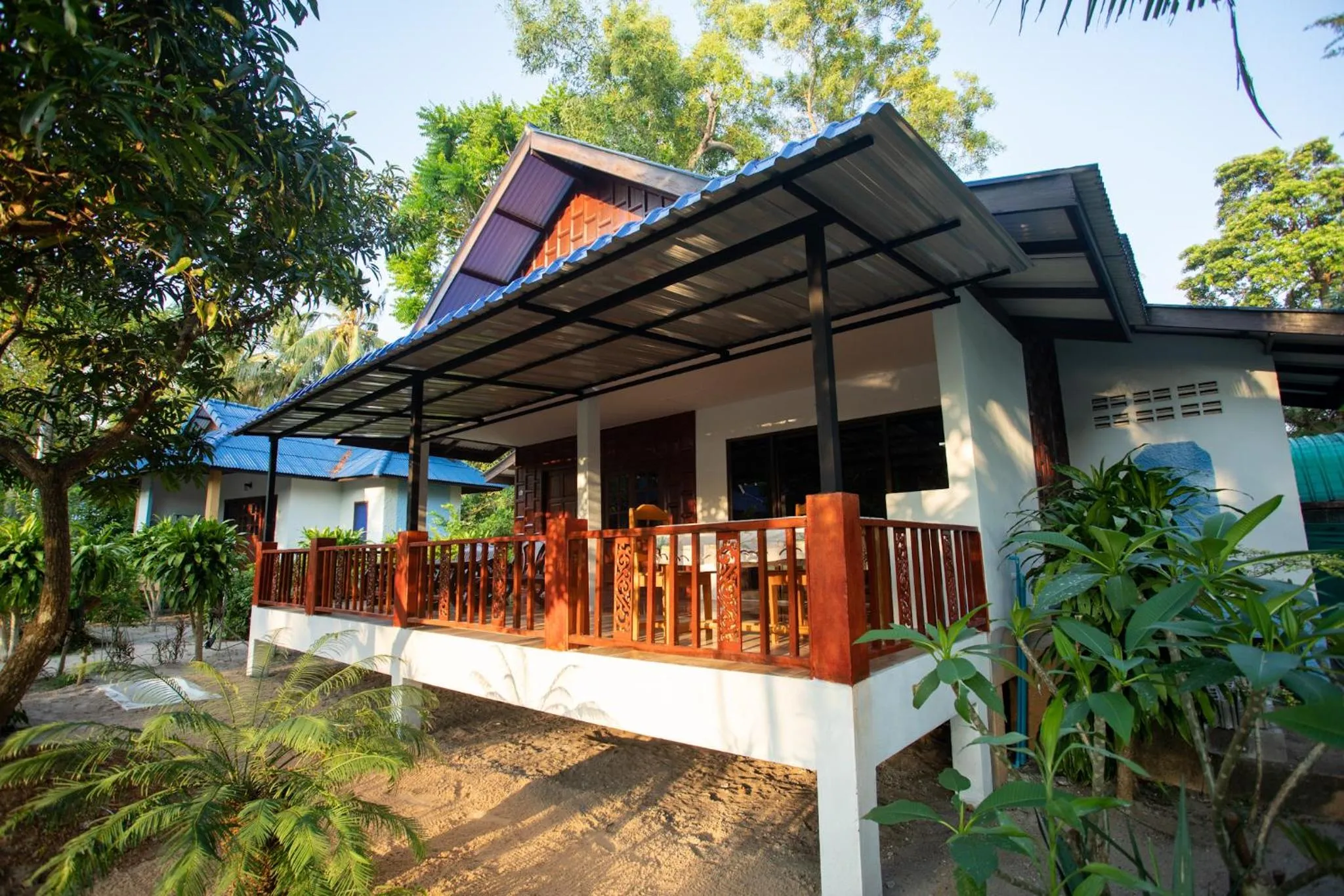 Property building in Rung Arun Resort