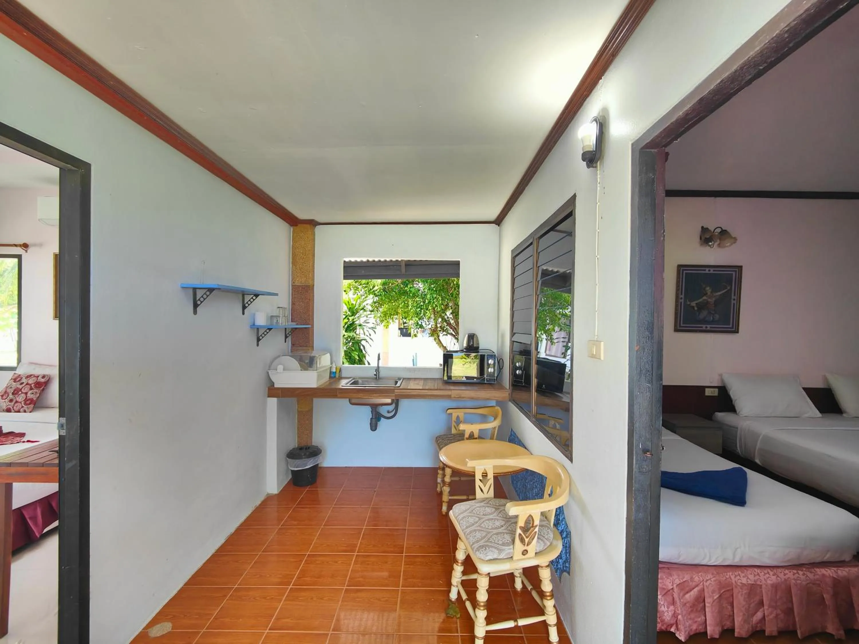 kitchen, Bed in Rung Arun Resort