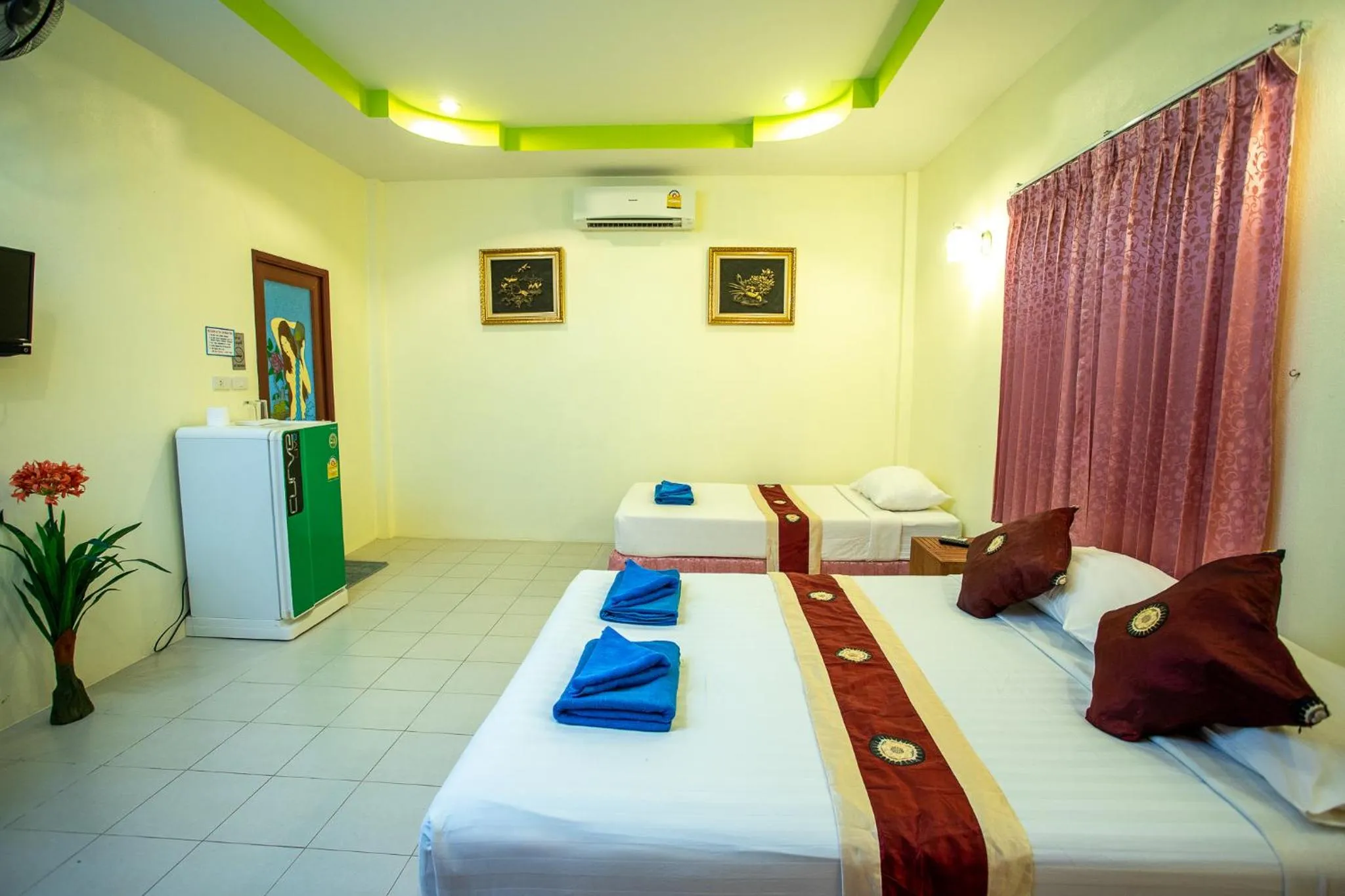 Bedroom, Bed in Rung Arun Resort