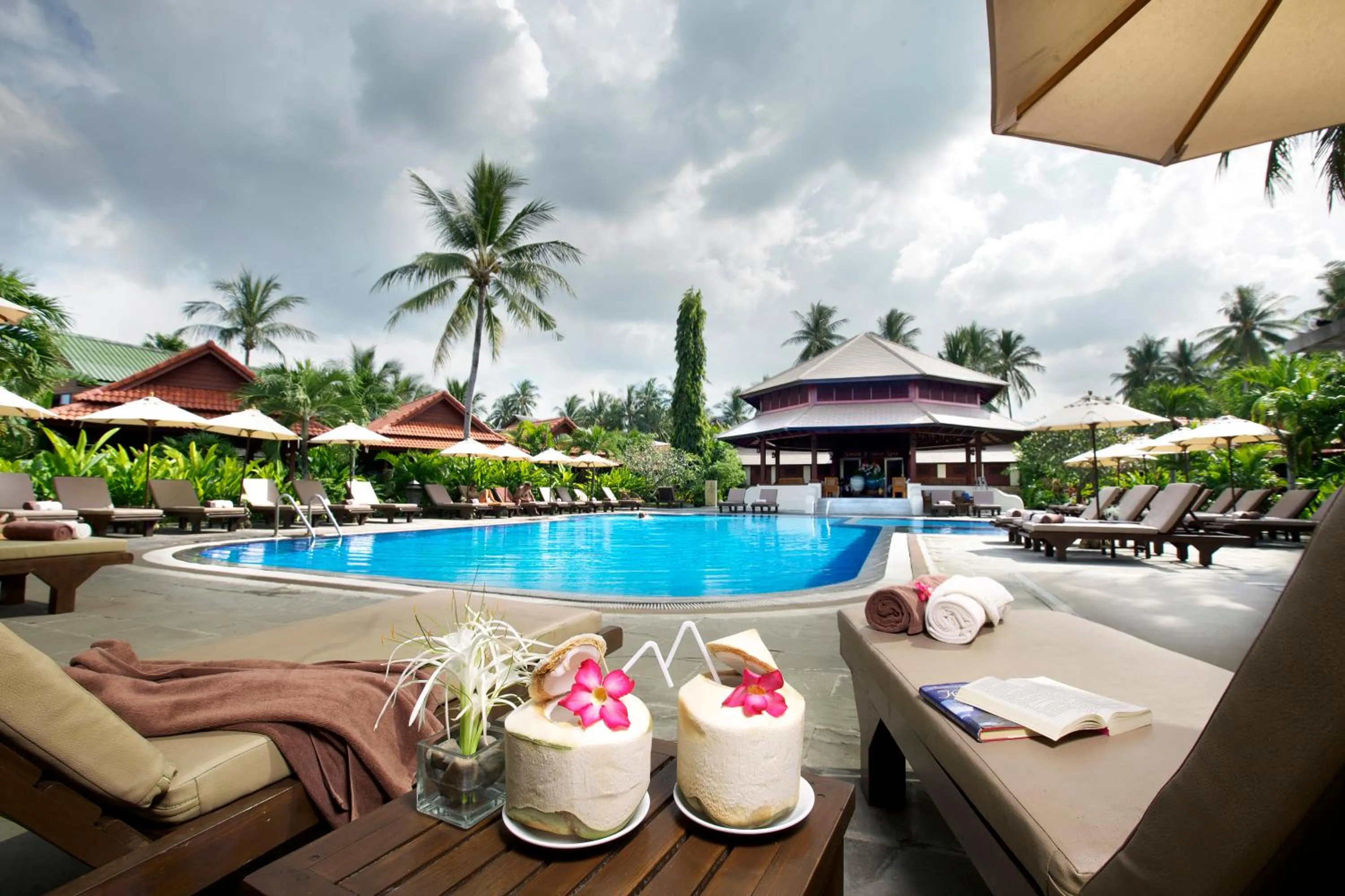 Swimming pool in Smile House - Fisherman Village