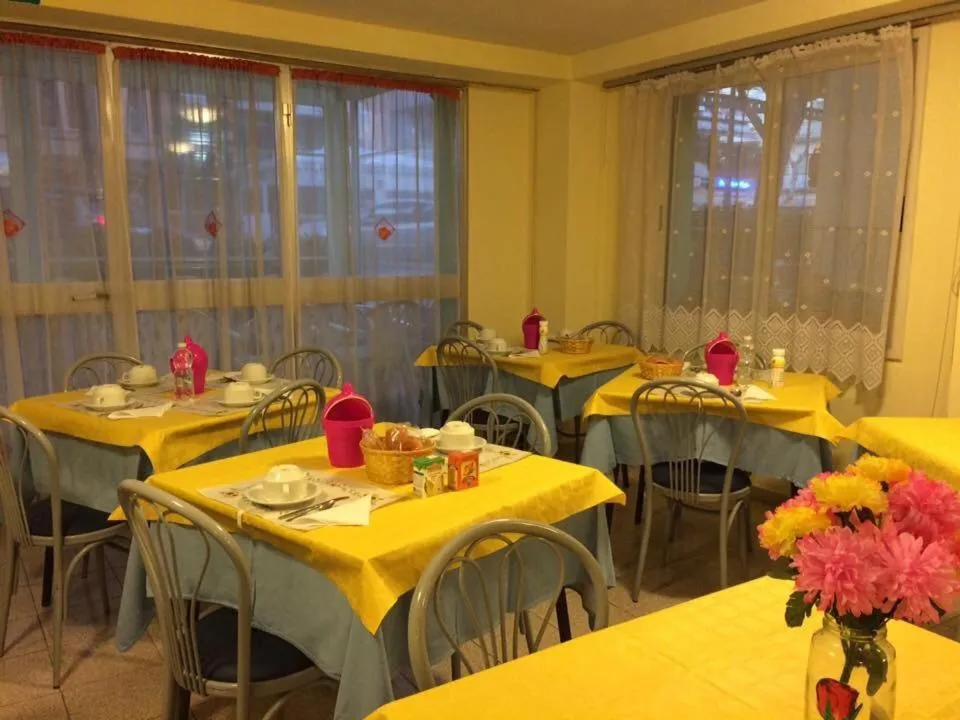 Breakfast in New Prophet