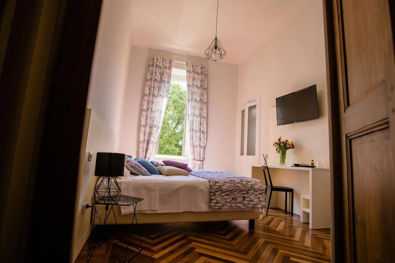 Photo of the whole room, Bed in Maison Rêve Torino Centro