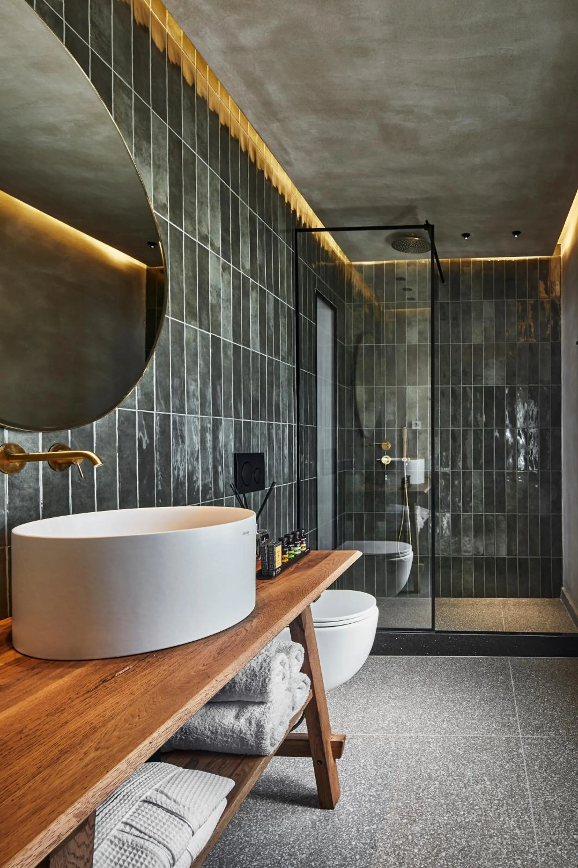 Bathroom in Damigos Caldera World