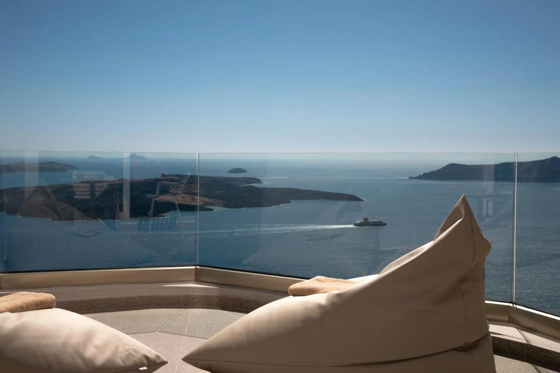 Day in Damigos Caldera World