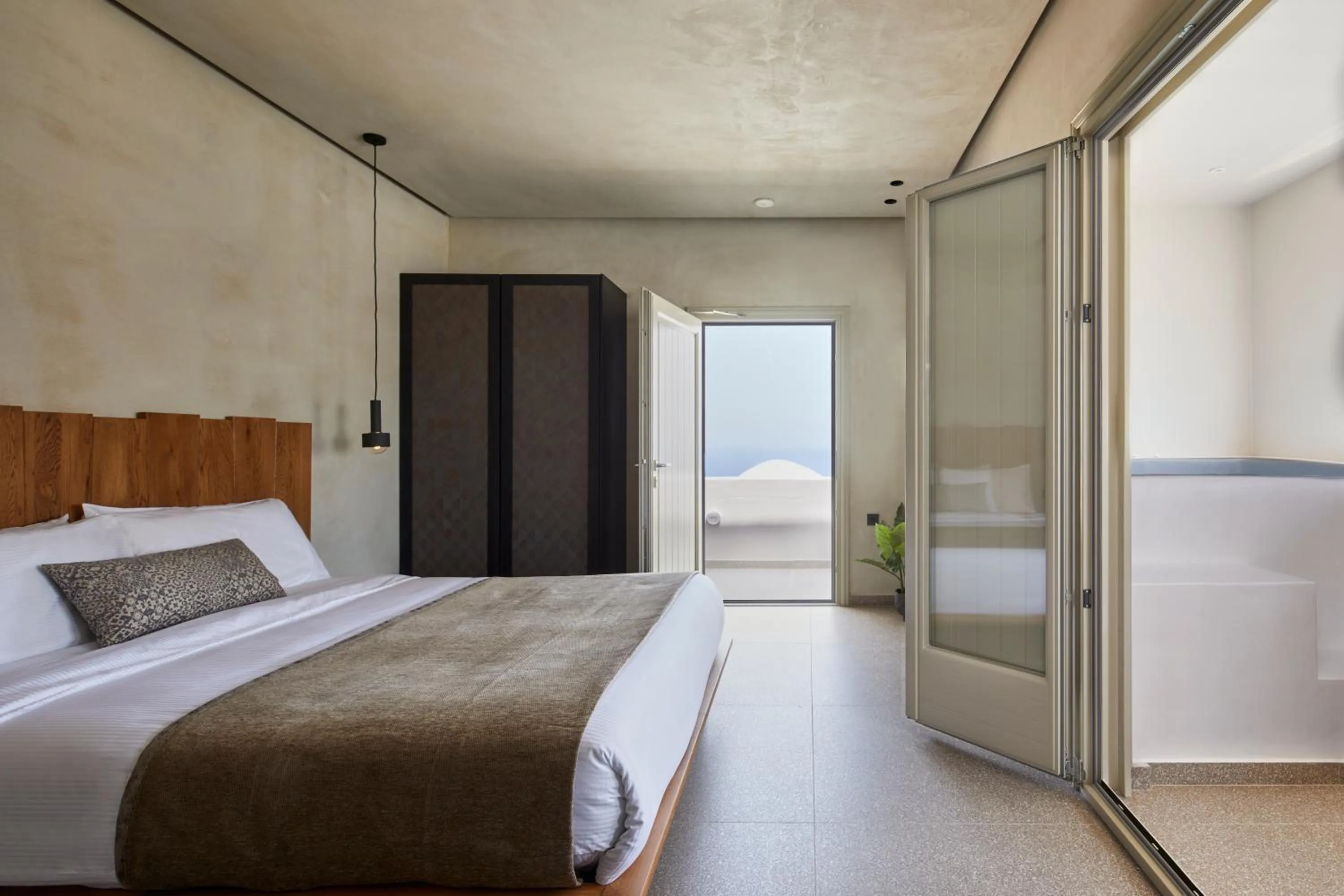 Bedroom, Bed in Damigos Caldera World