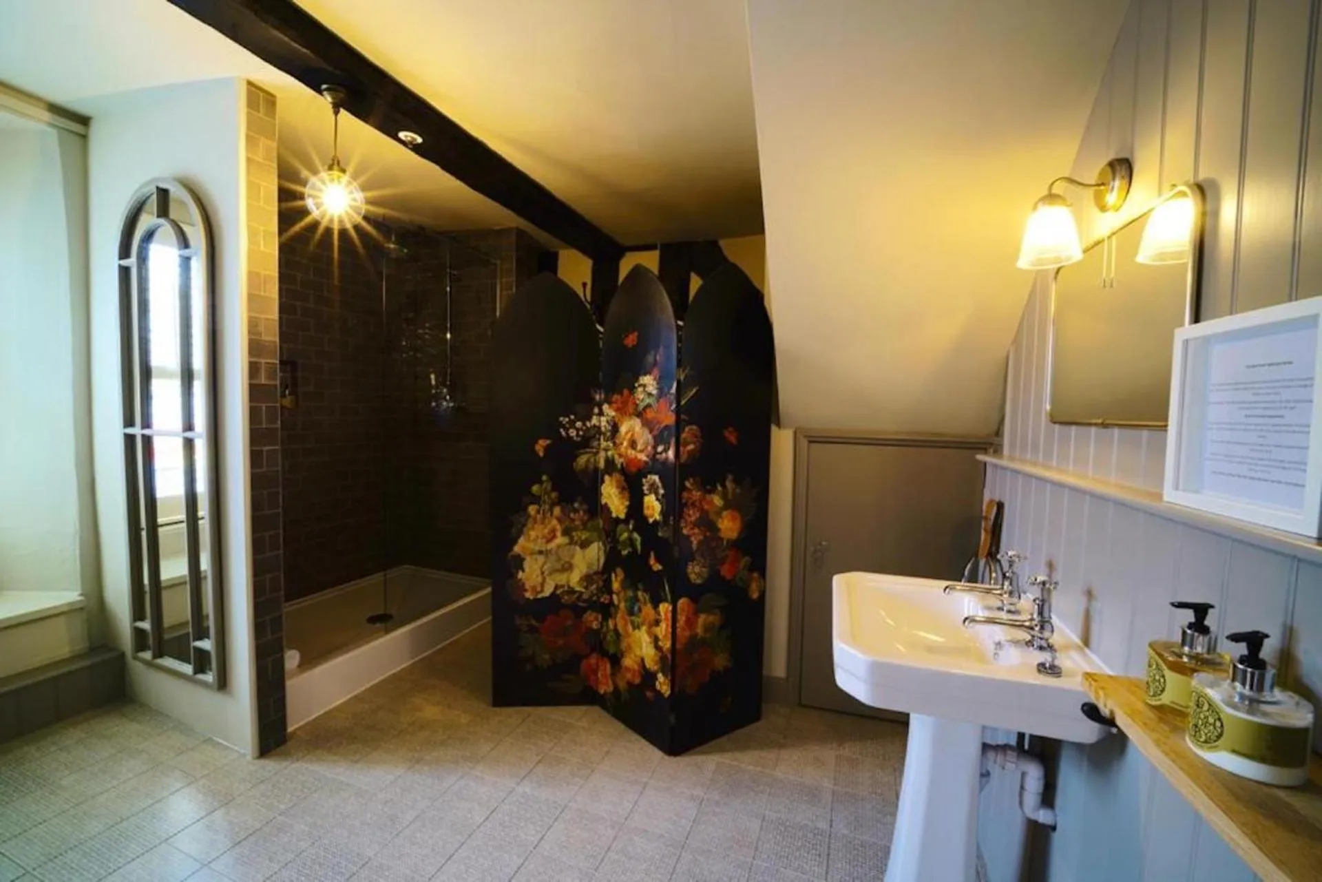 Bedroom in The Bull Hotel