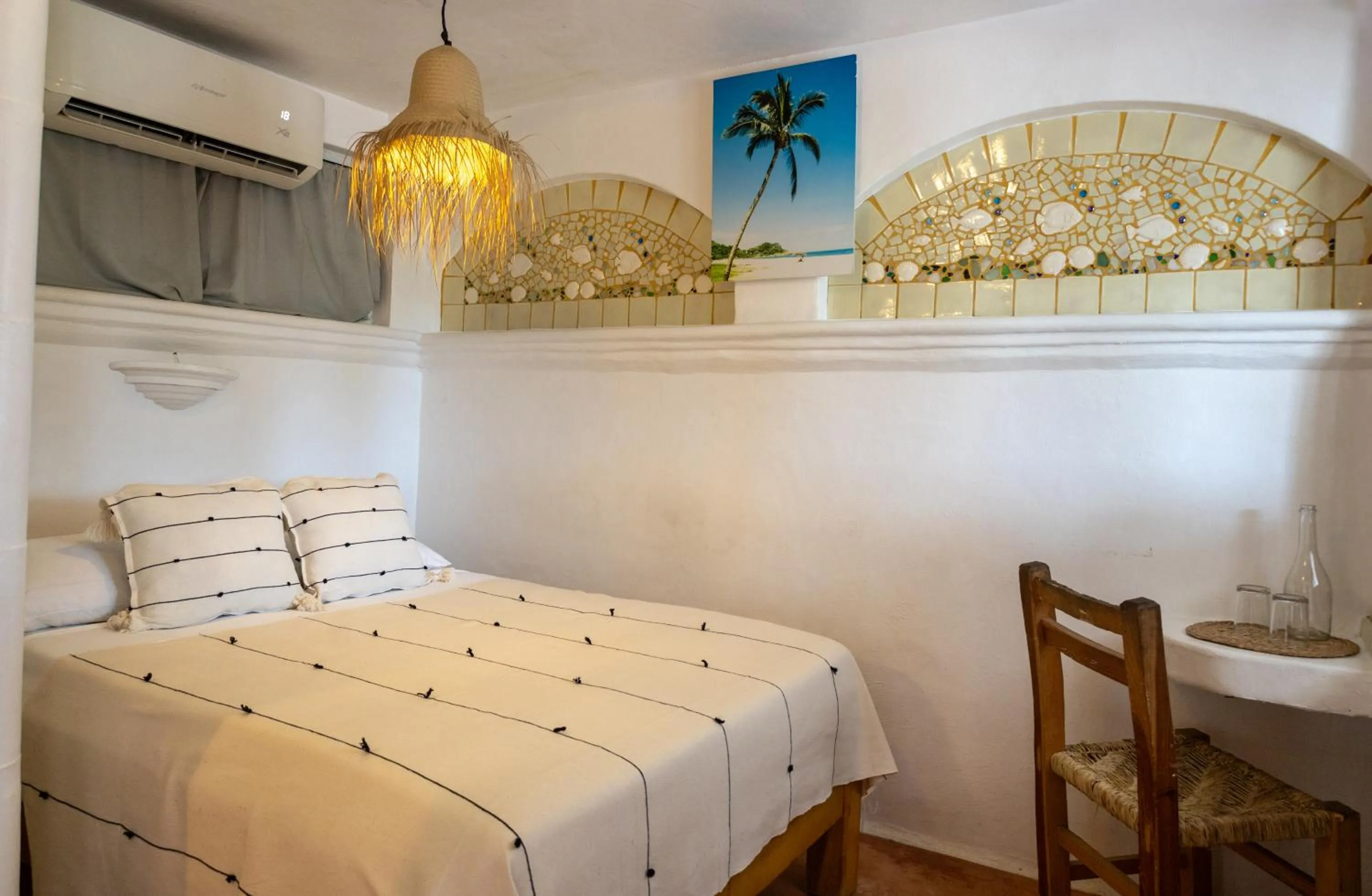 Bed in Sayulita Central Hotel