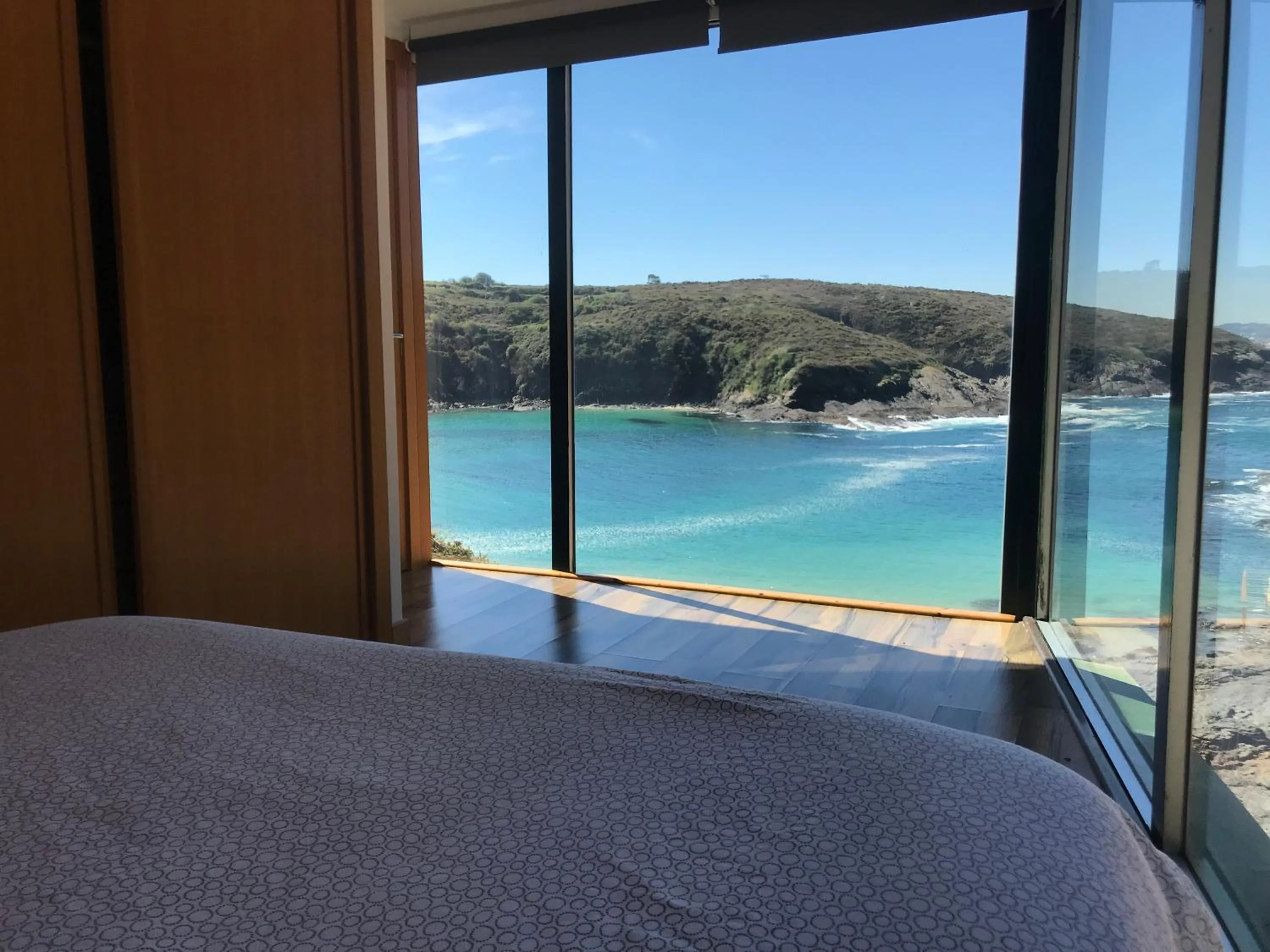 Sea view, Bed in Apartamentos Canabal