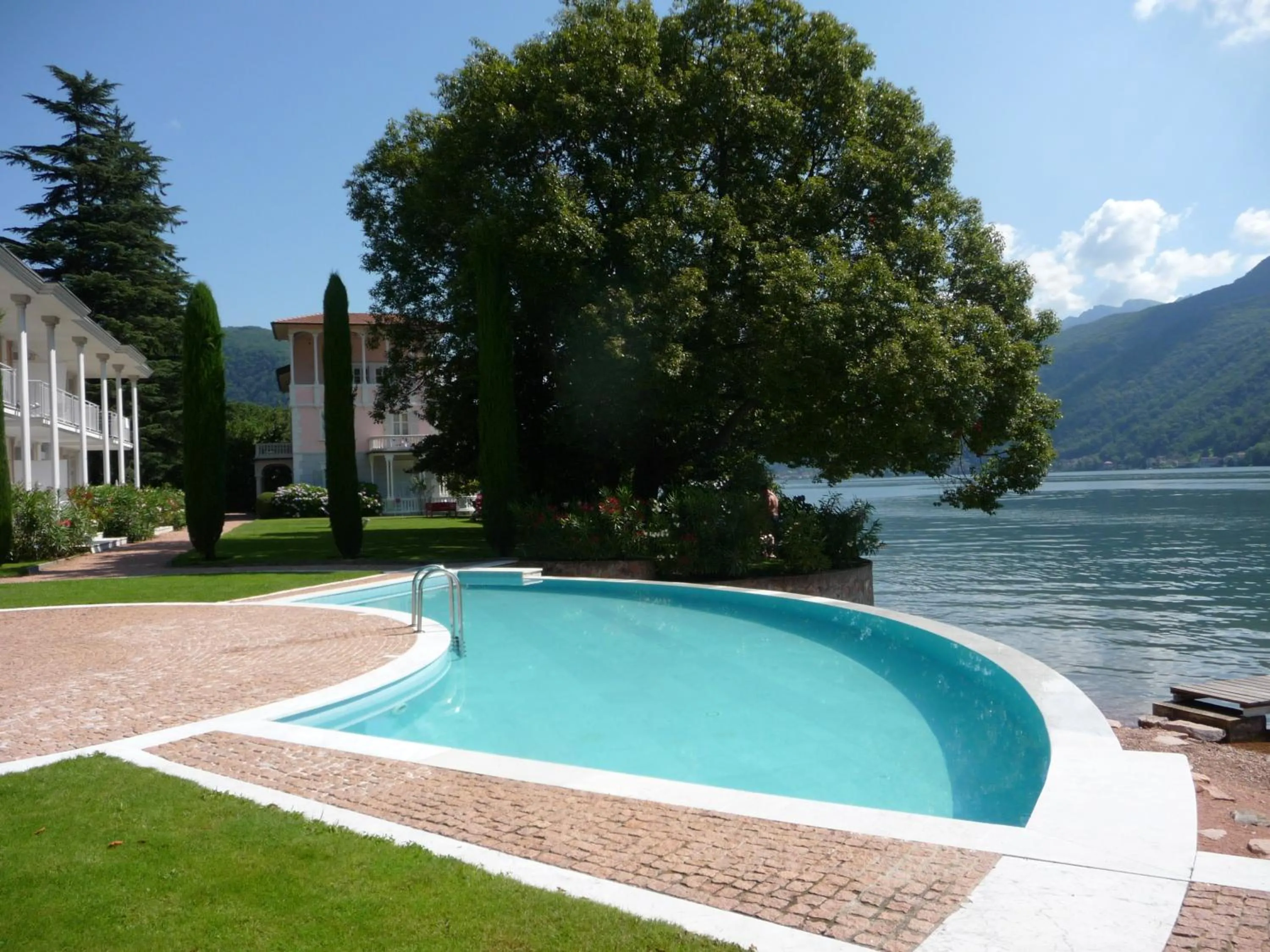 Day in Residence Ville Lago Lugano