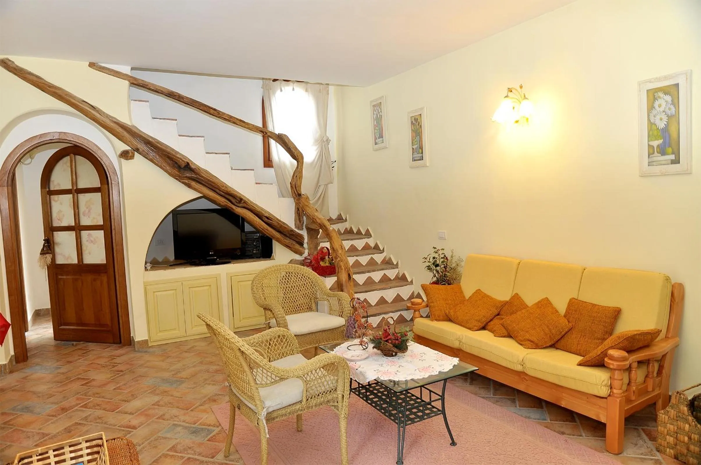 Dining area in villa i ginepri
