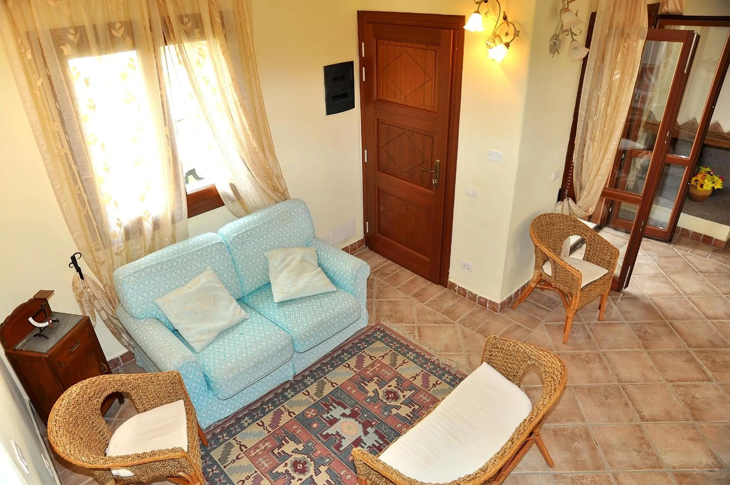 Dining area in villa i ginepri