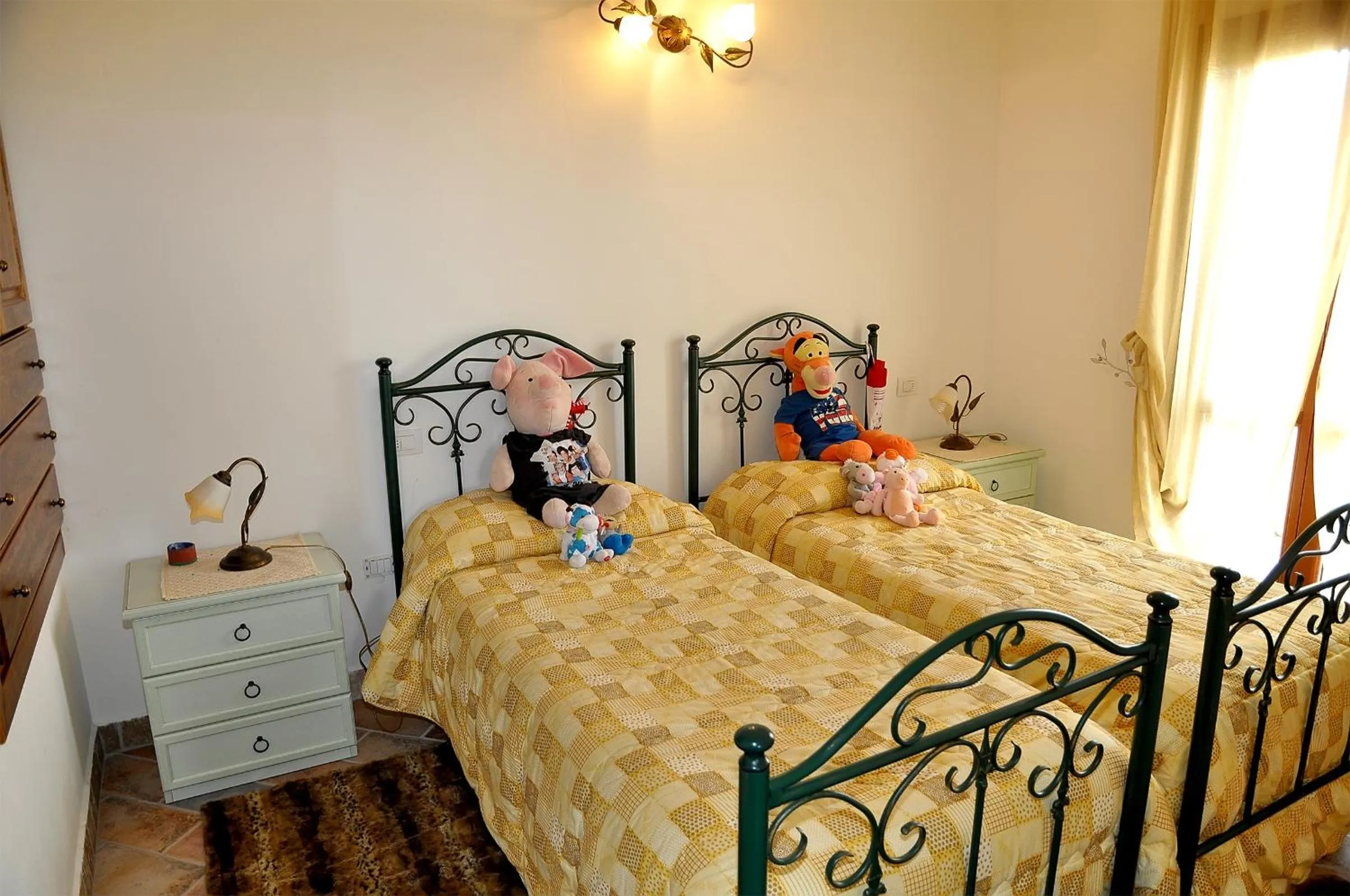 Bedroom, Bed in villa i ginepri