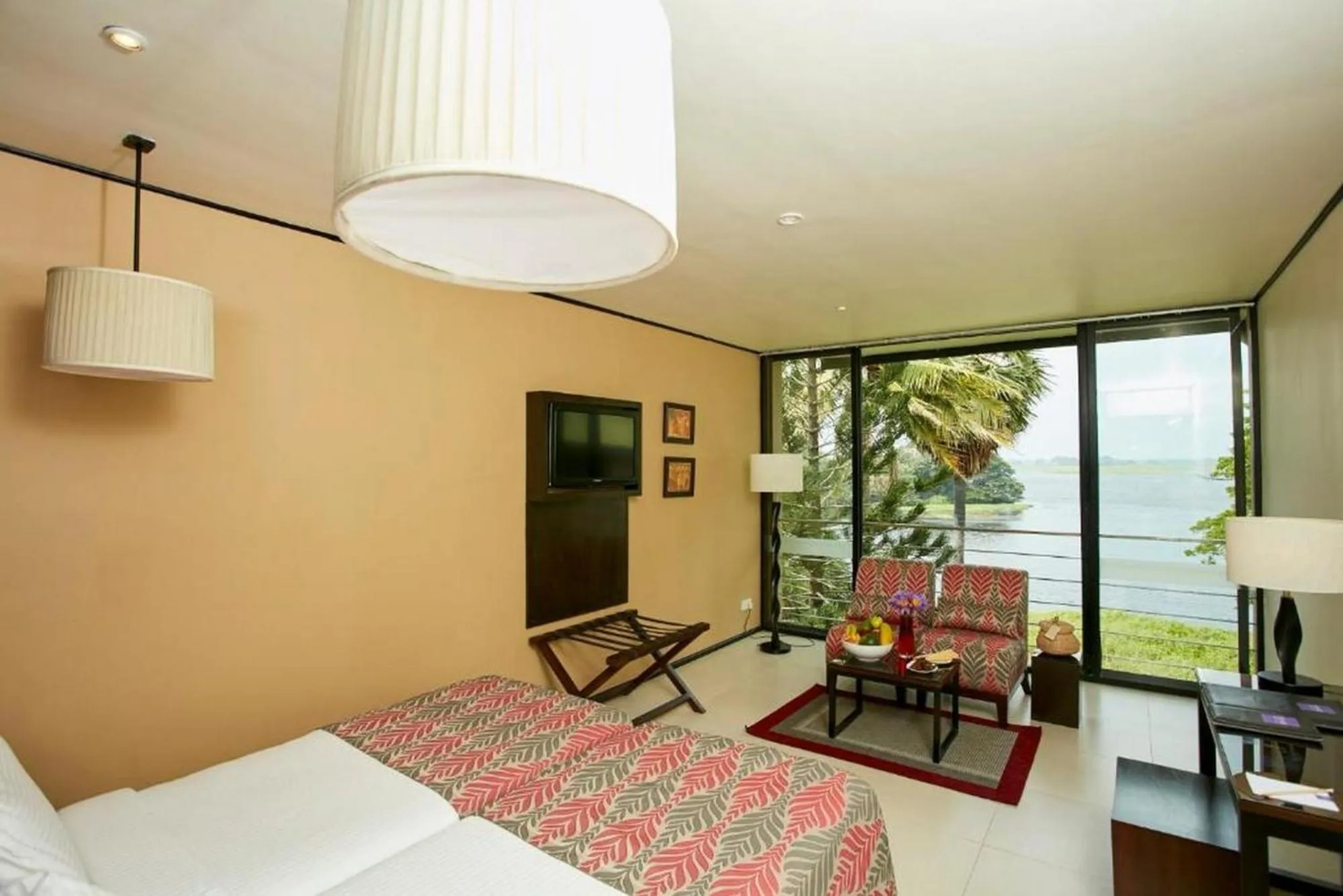 Photo of the whole room, Bed in EKHO Safari Tissa