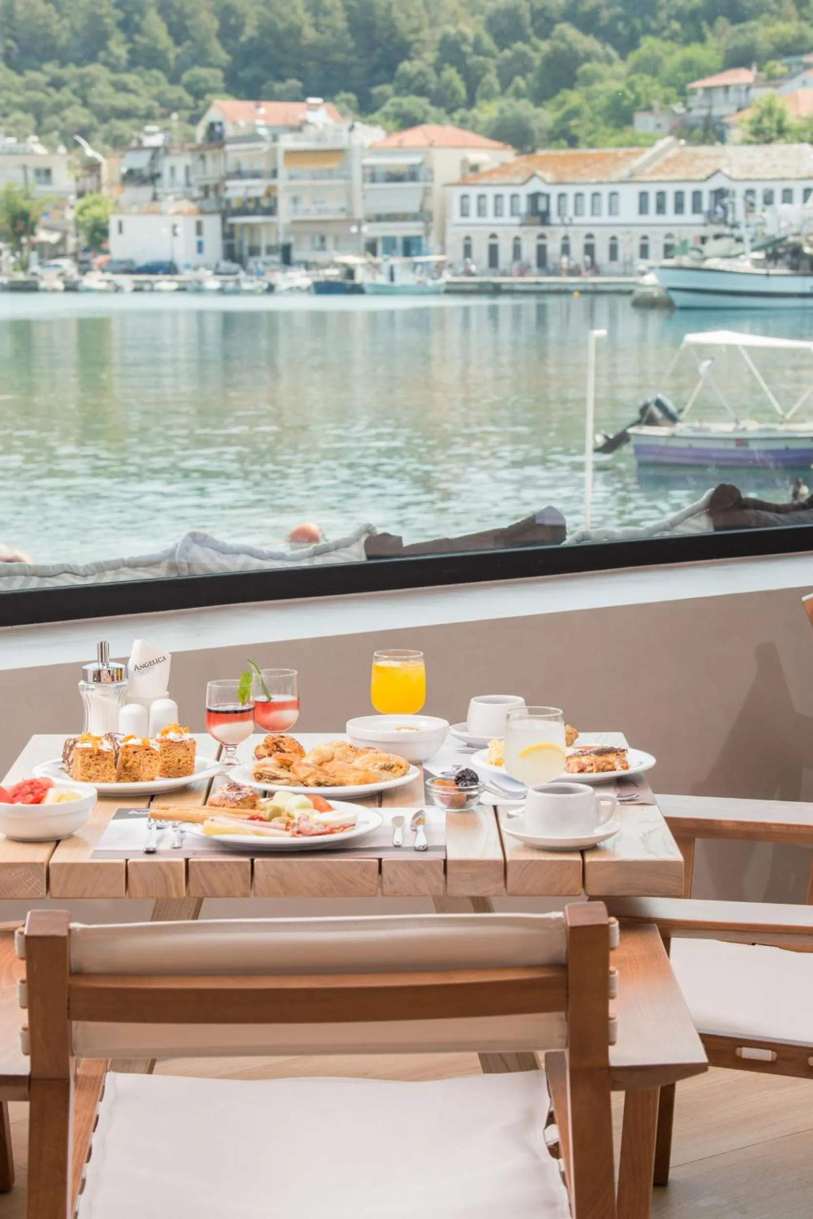 Breakfast in Angelica Hotel