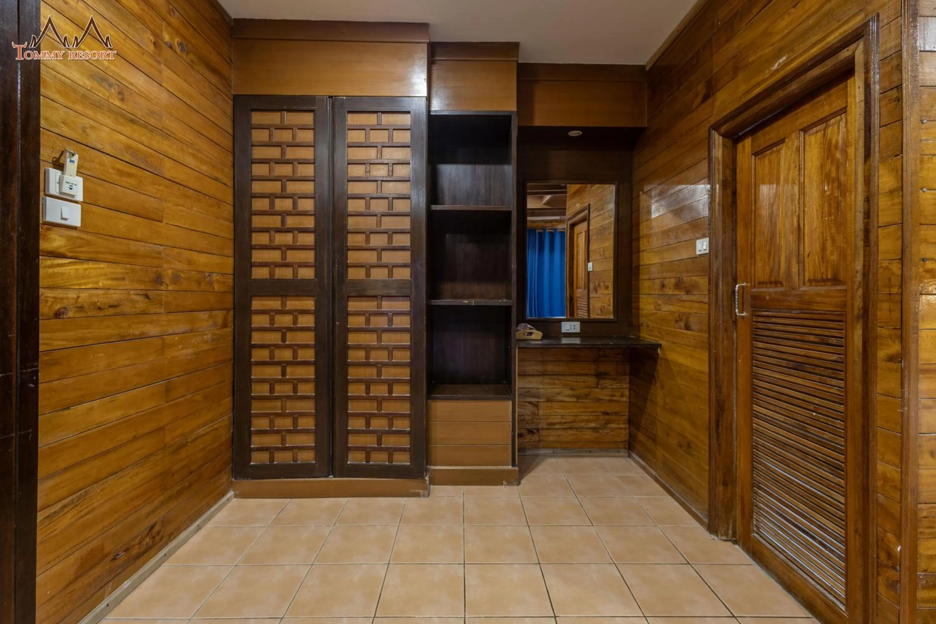 Bedroom in Tommy Resort