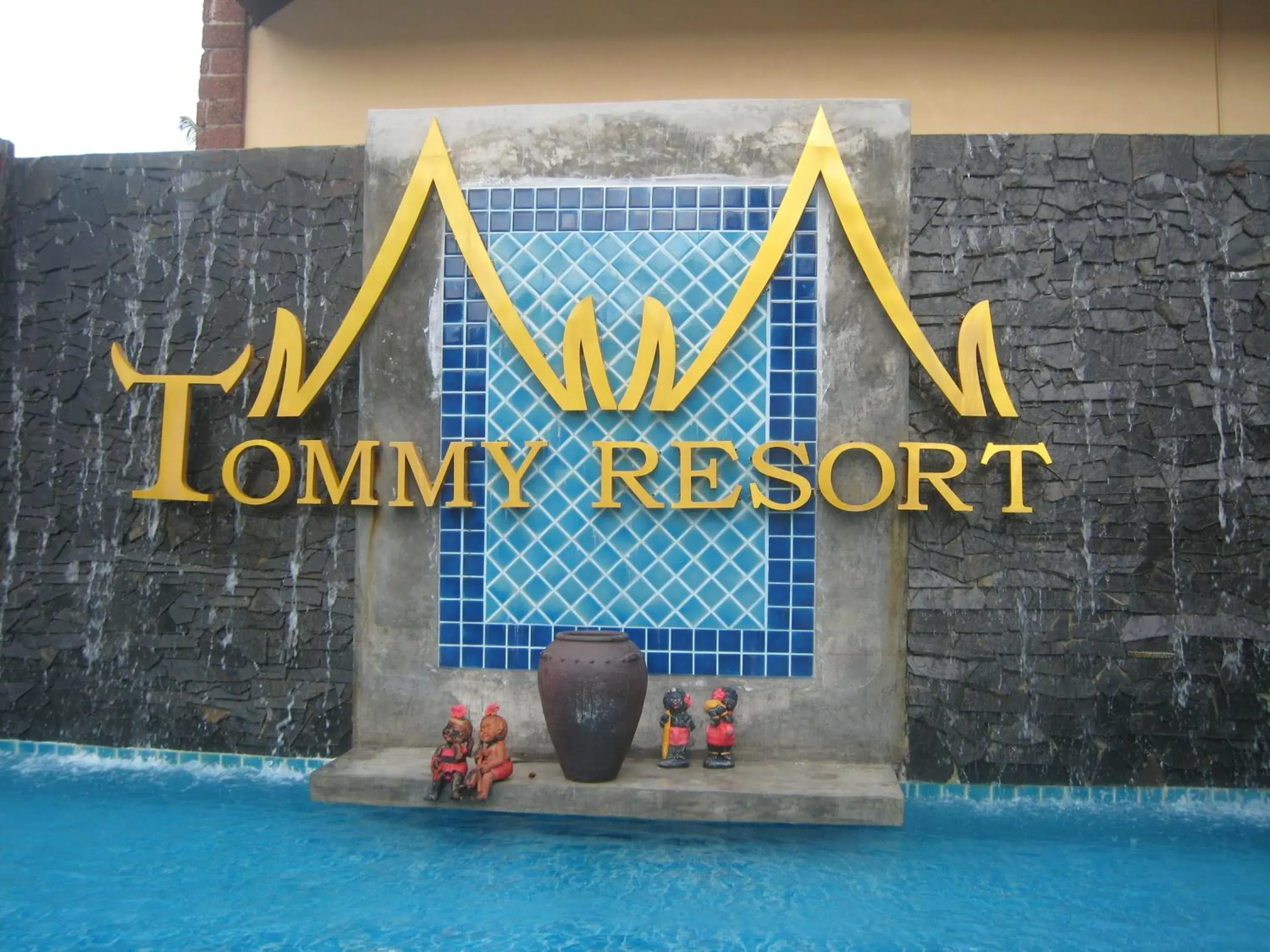 Swimming pool in Tommy Resort Swimming pool in Tommy Resort