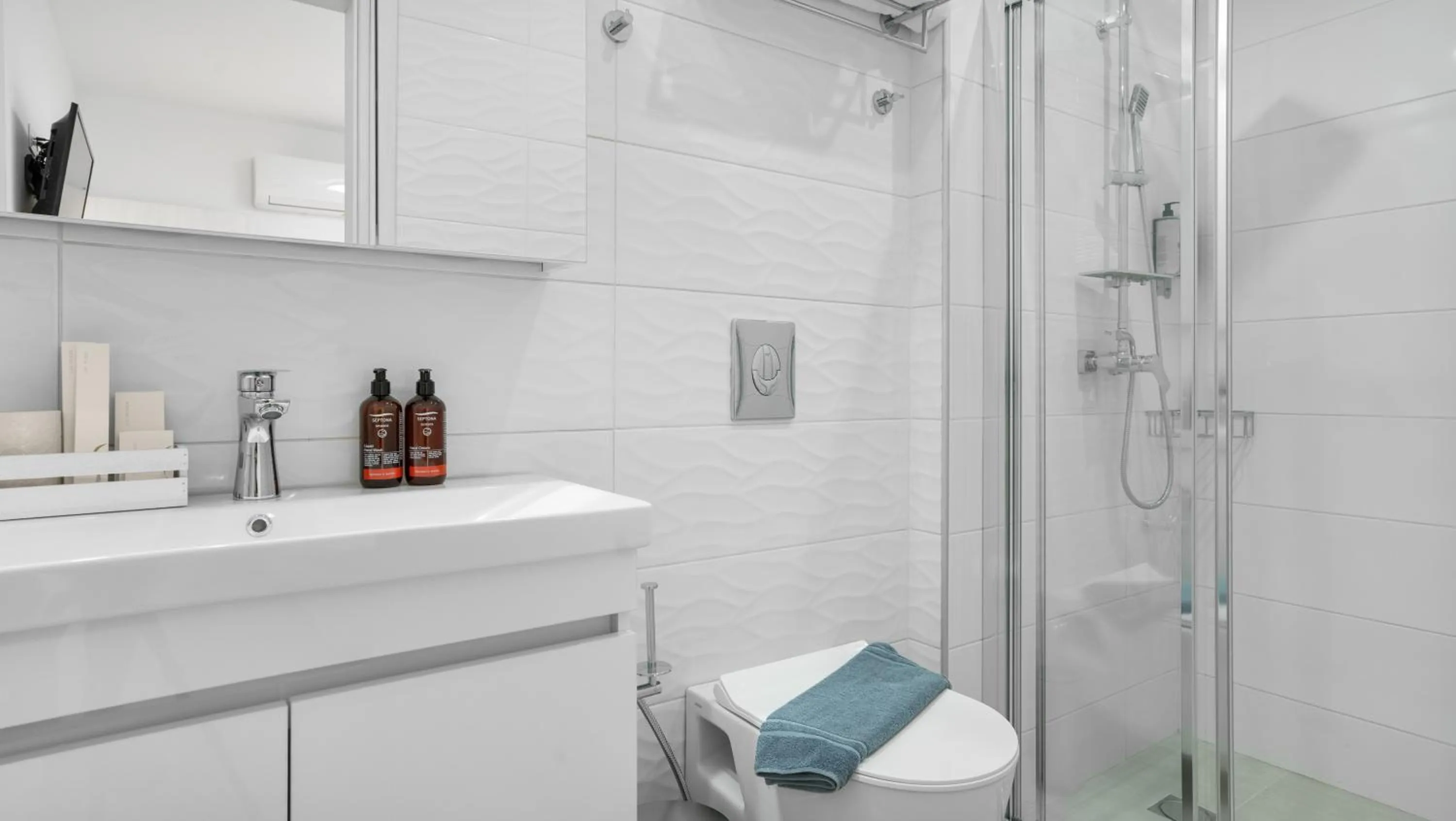 Shower in Agni Suites