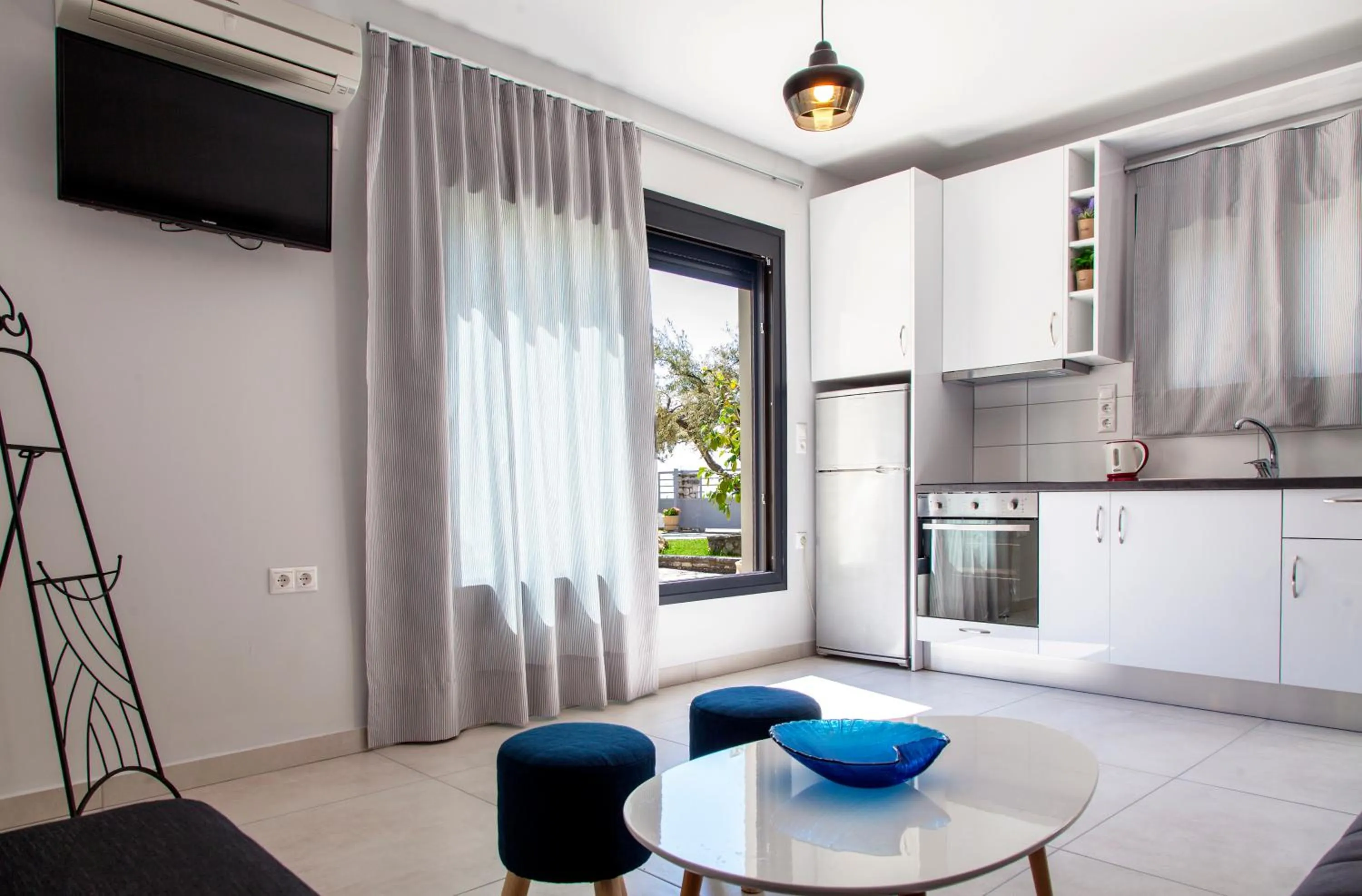 Kitchen or kitchenette in Agni Suites