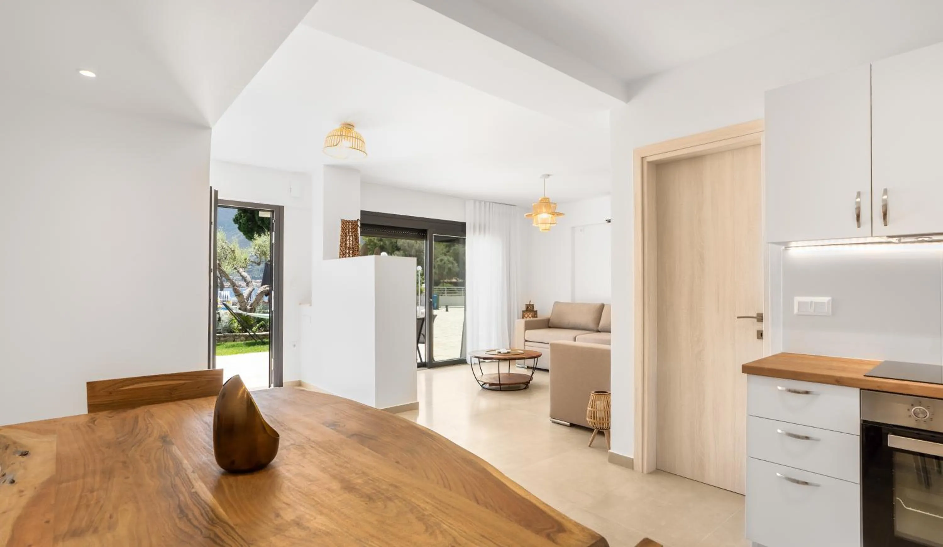 Kitchen or kitchenette in Agni Suites