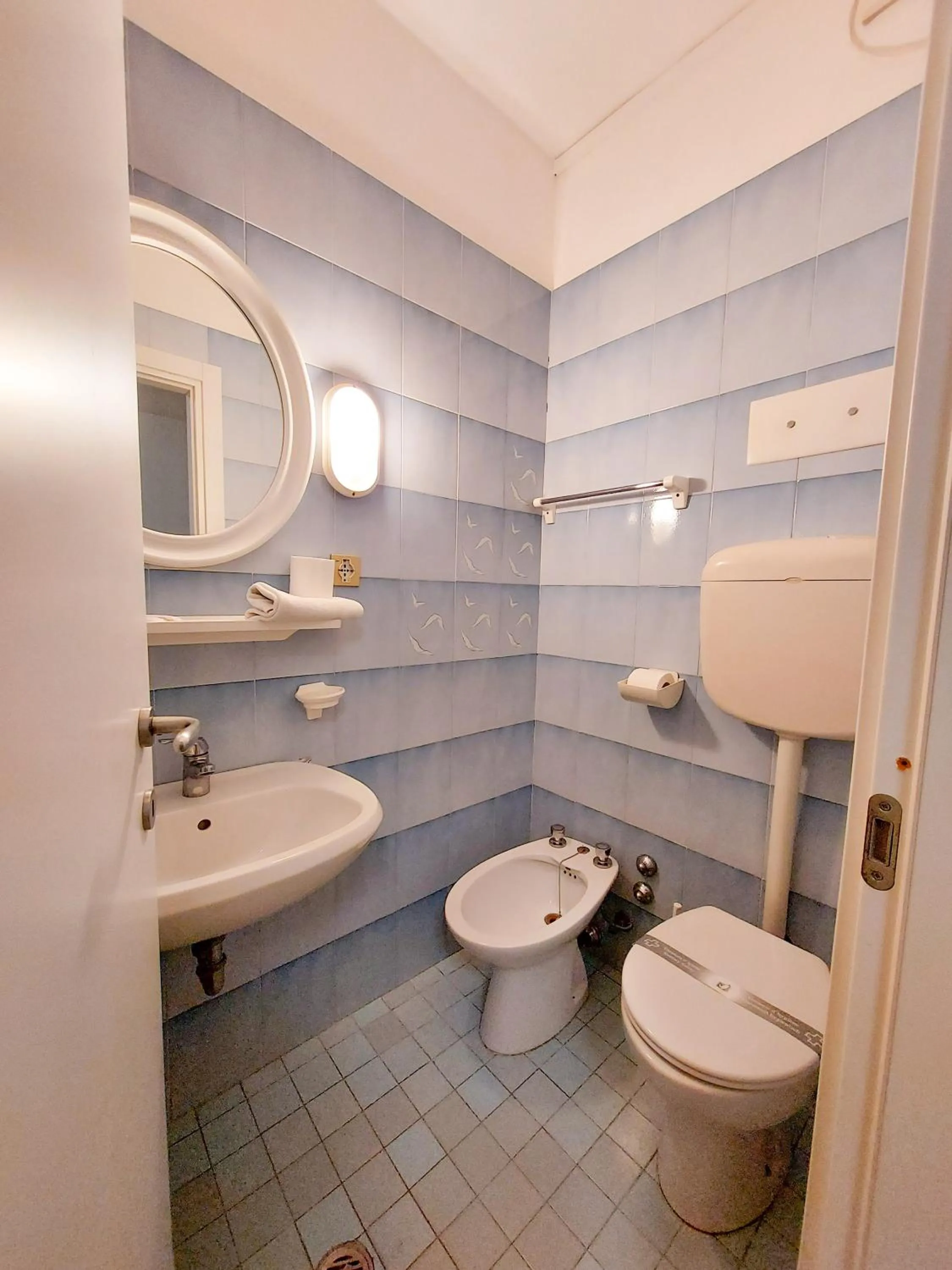 Shower in Hotel Umberto