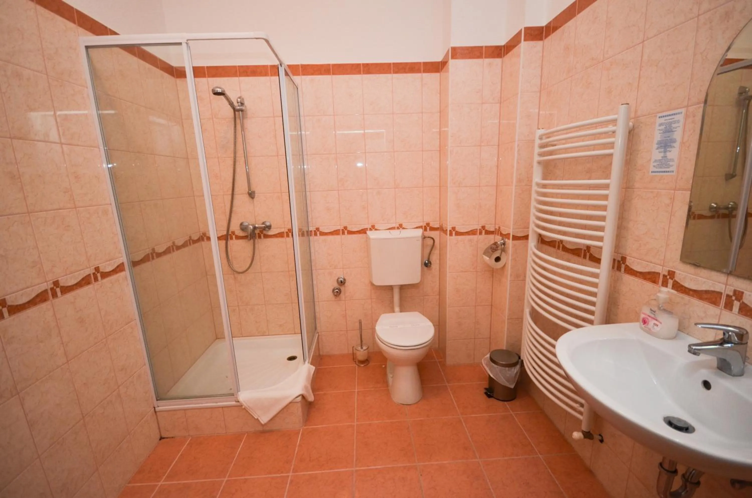 Bathroom in Broadway City Guesthouse