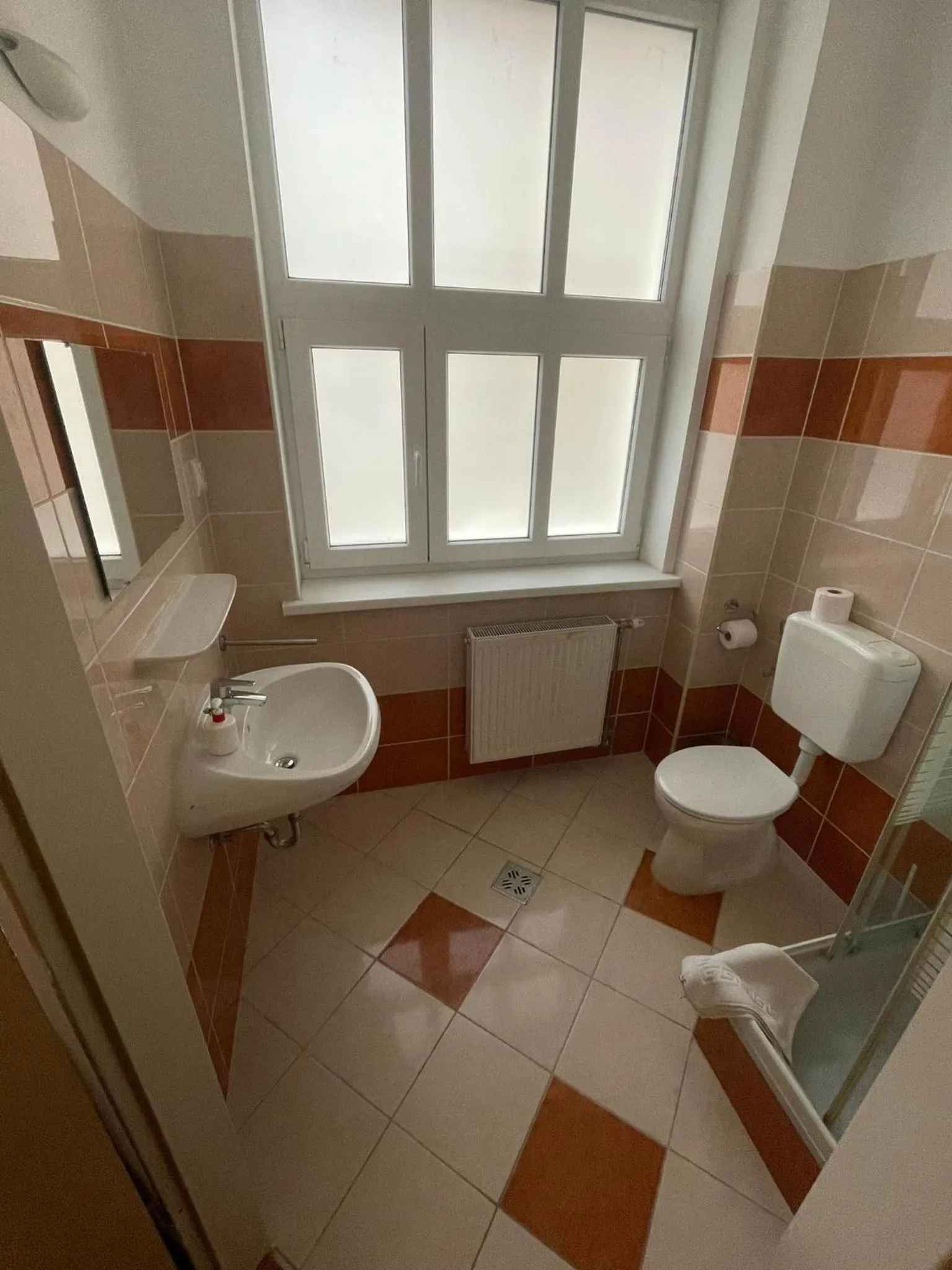 Bathroom in Broadway City Guesthouse