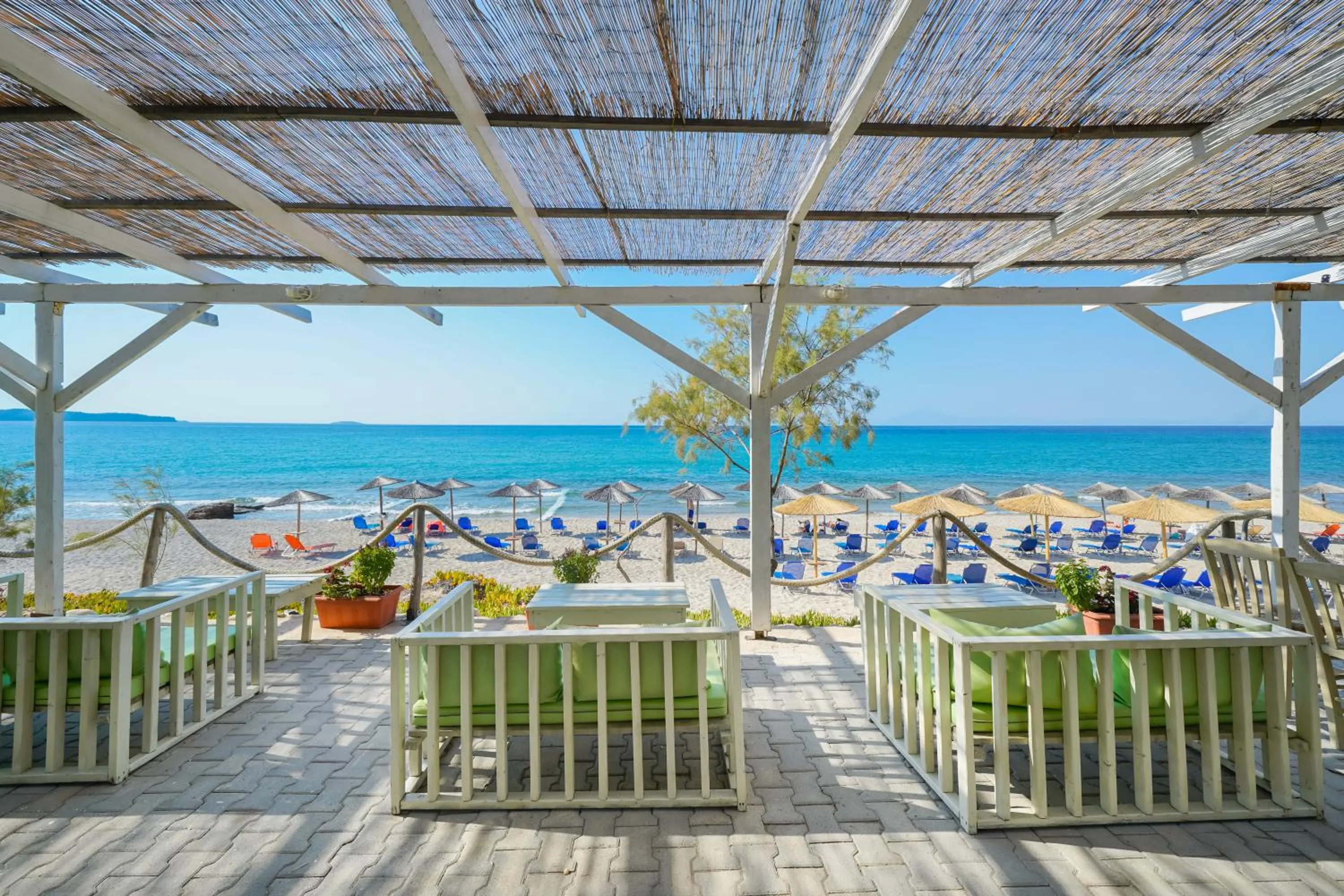 Boutique Giannikis By The Beach