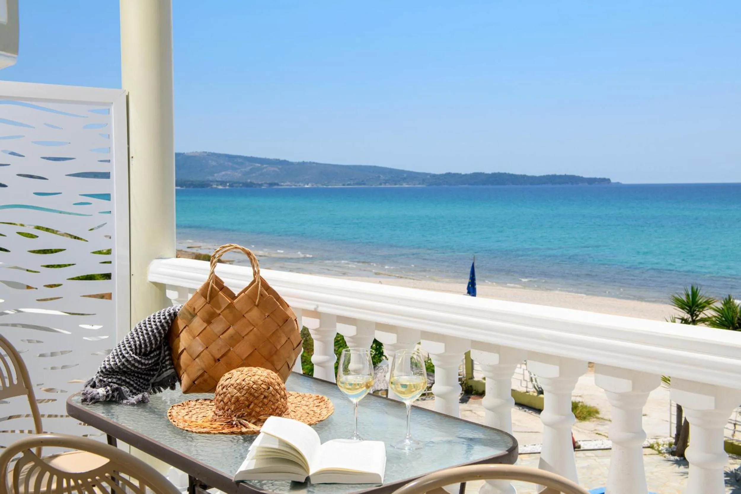 Boutique Giannikis By The Beach