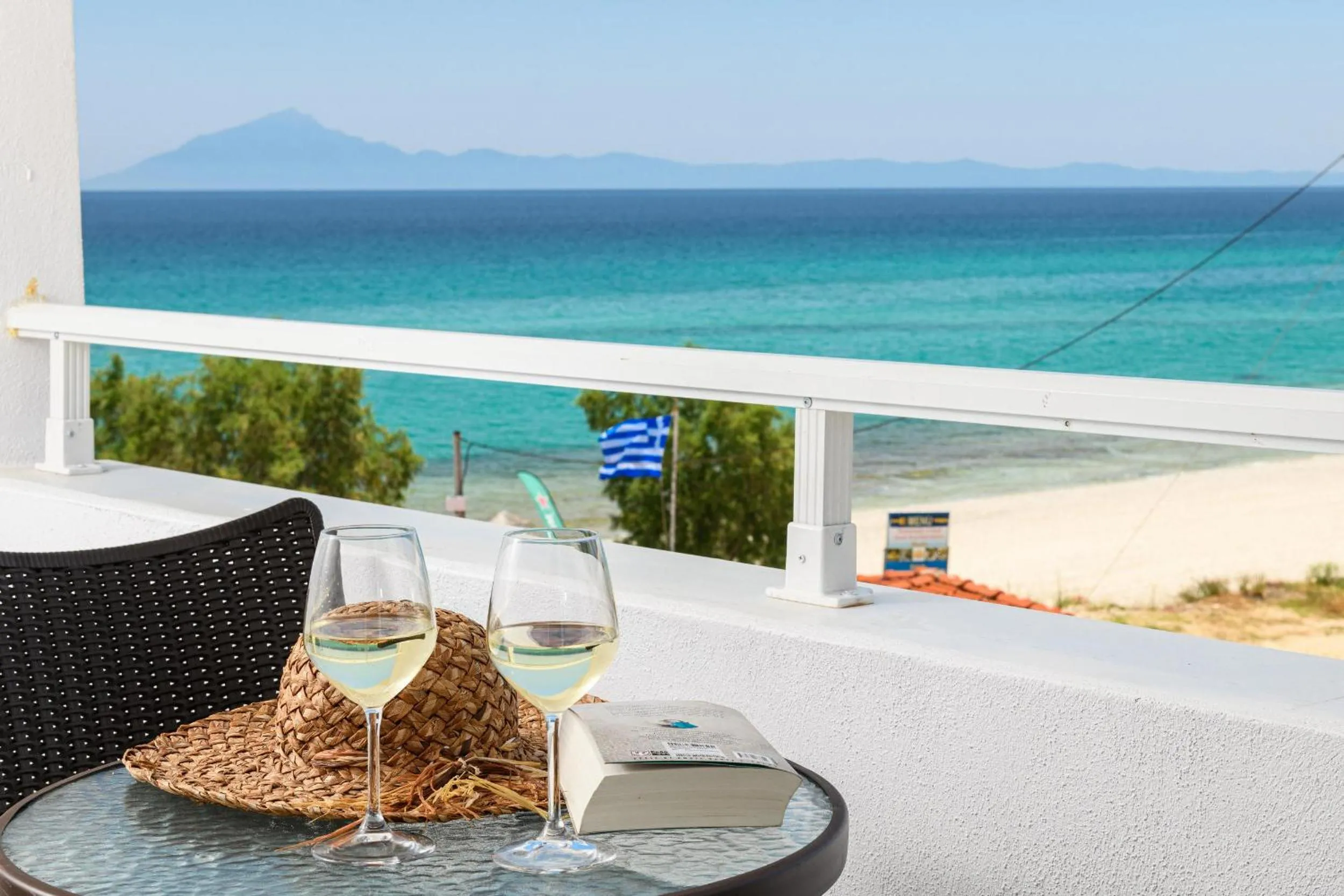 Boutique Giannikis By The Beach