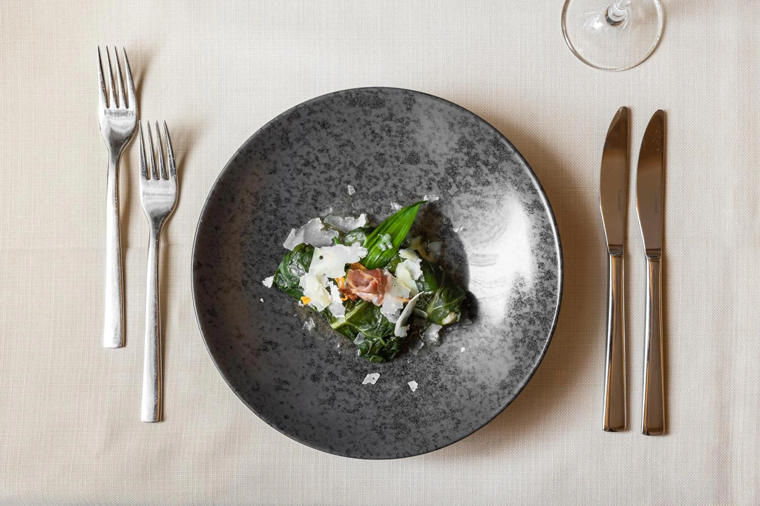 Restaurant/places to eat in Hotel Baer & Post Zernez