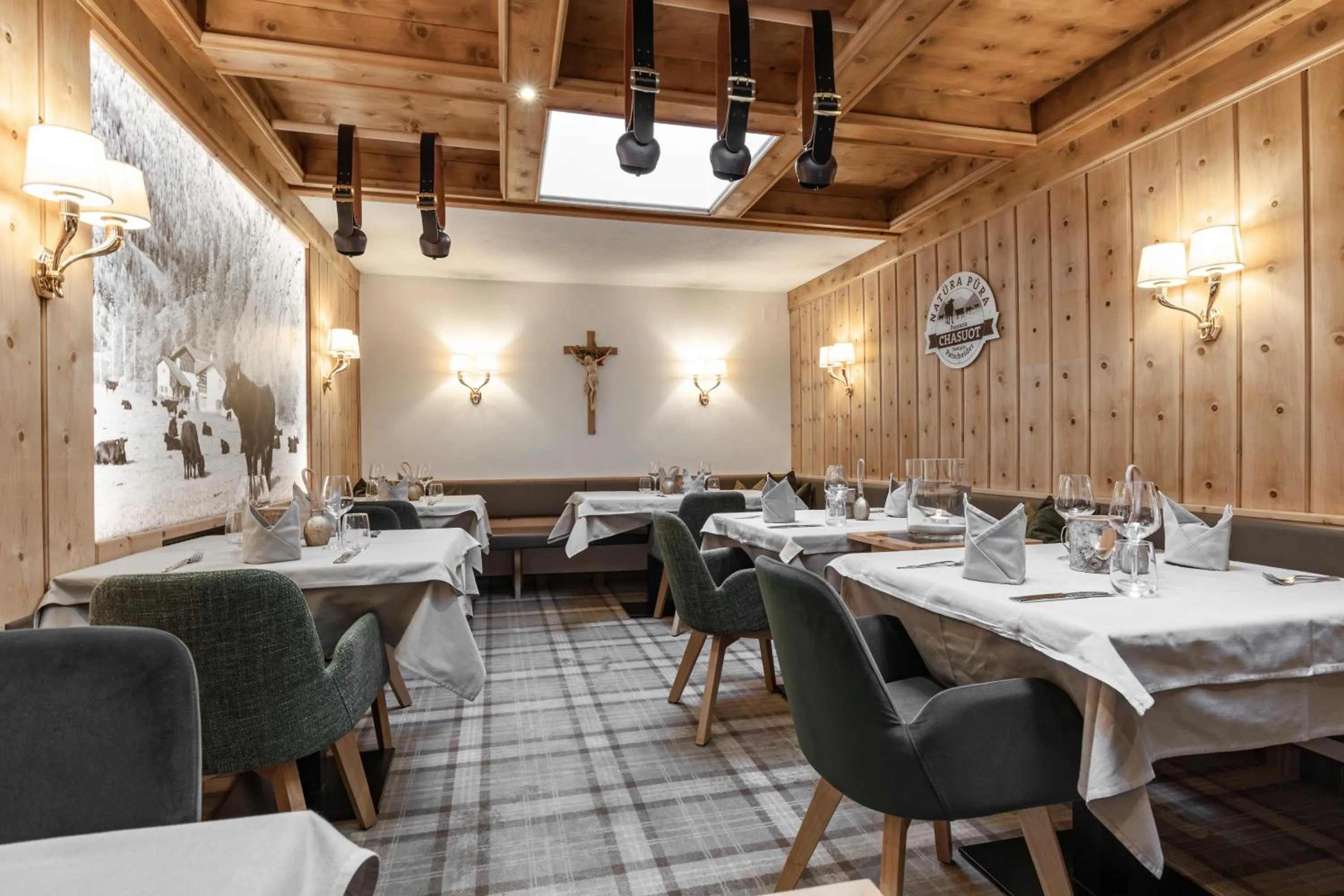 Restaurant/places to eat in Hotel Baer & Post Zernez
