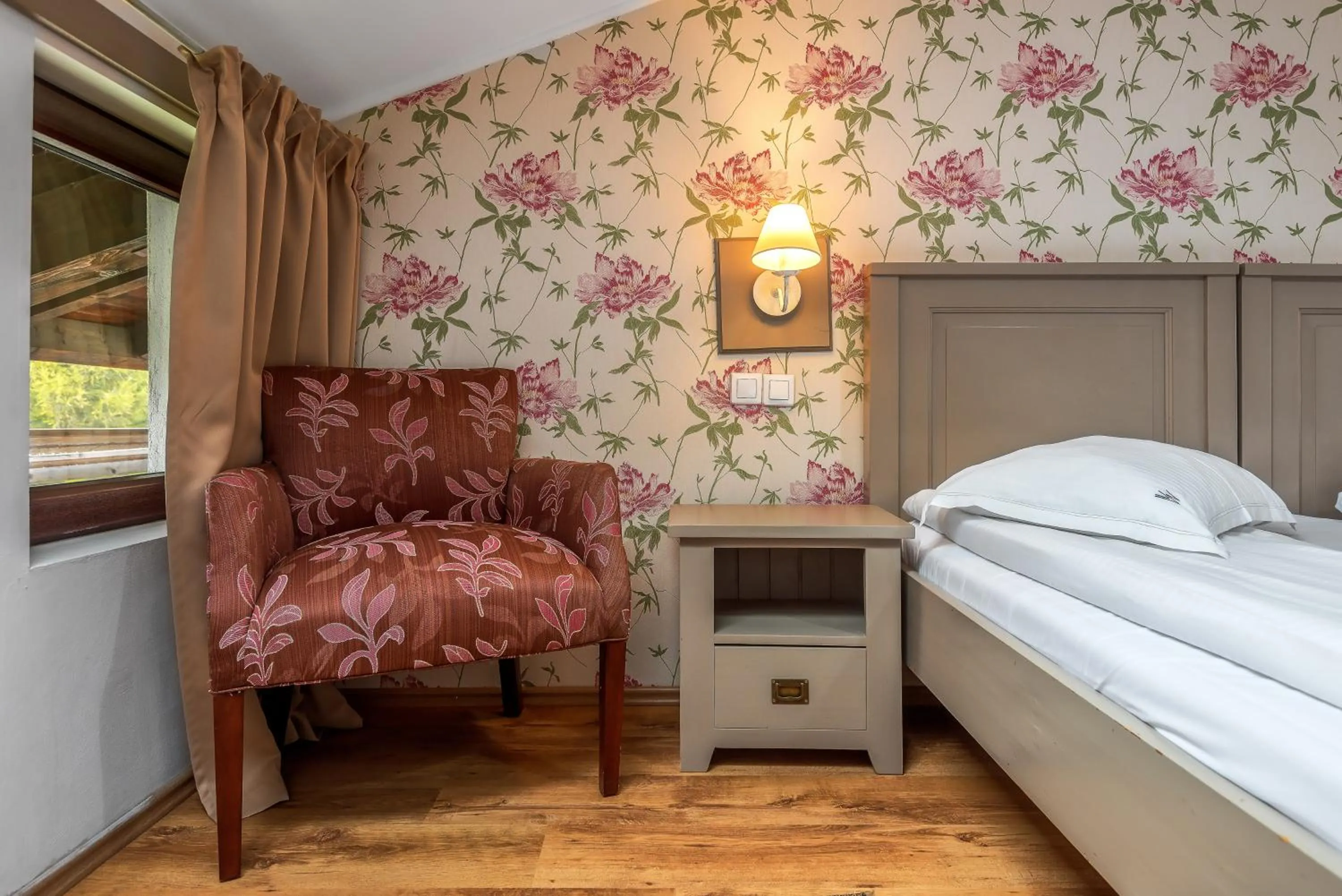 Photo of the whole room, Bed in Casa Muntelui