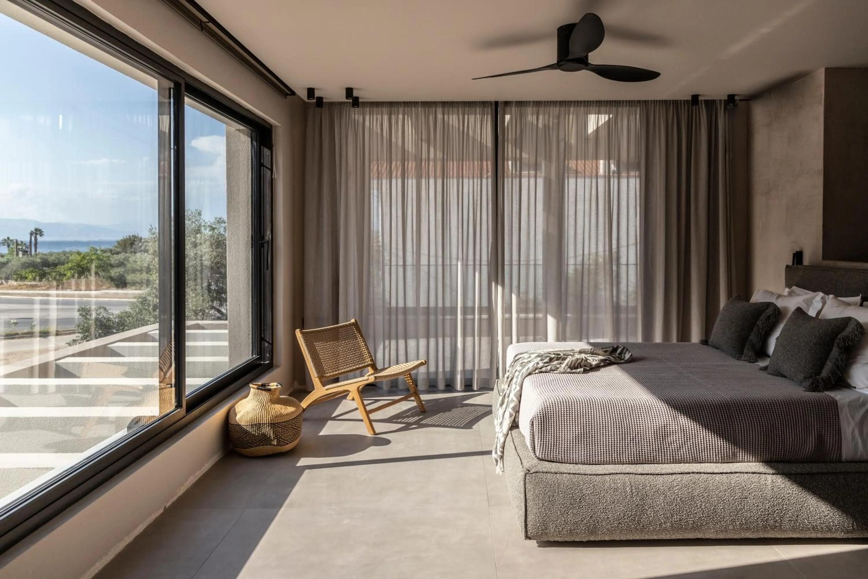 Bed in Nikoleta Luxury Villa