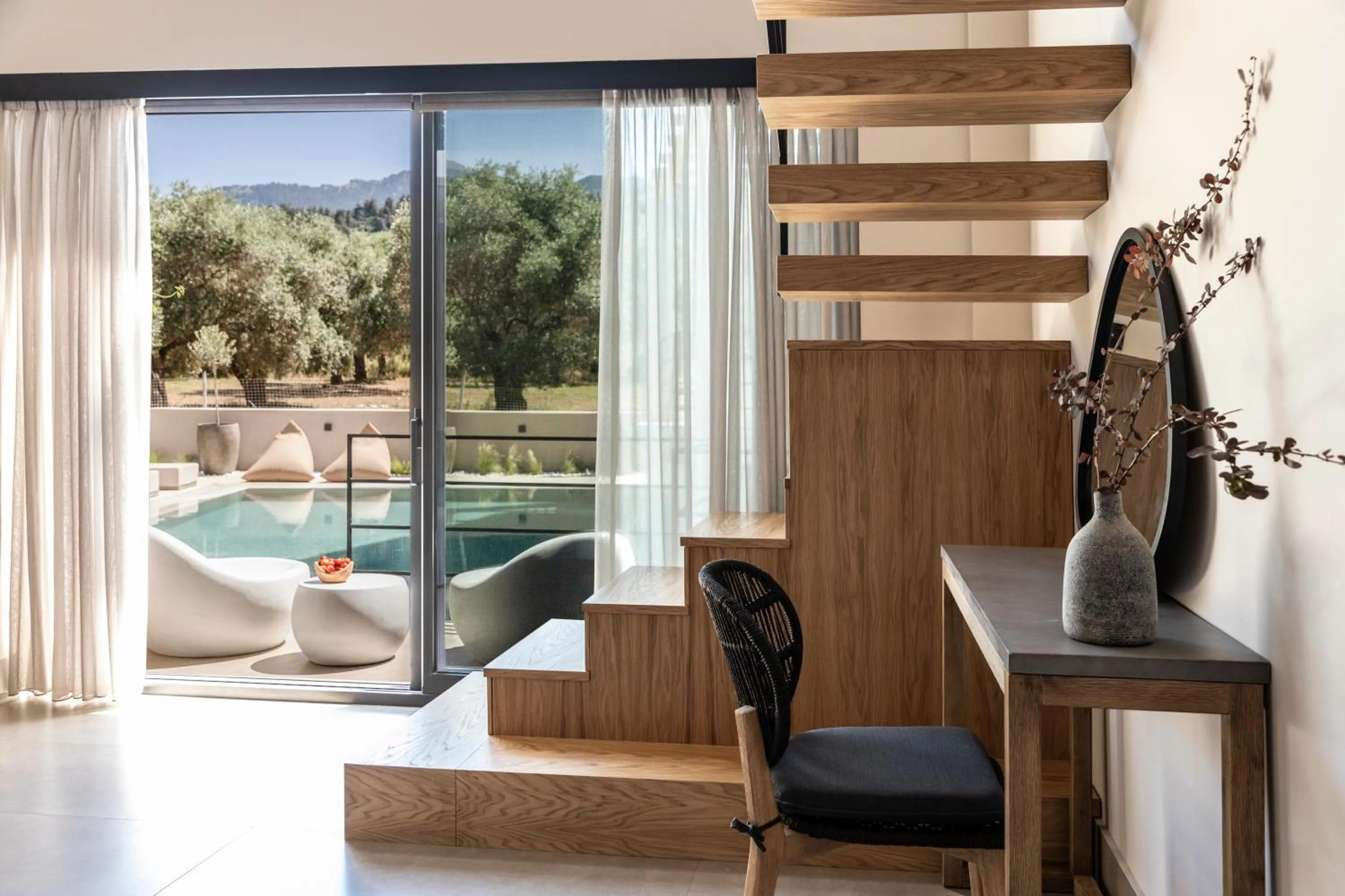 Nikoleta Luxury Villa